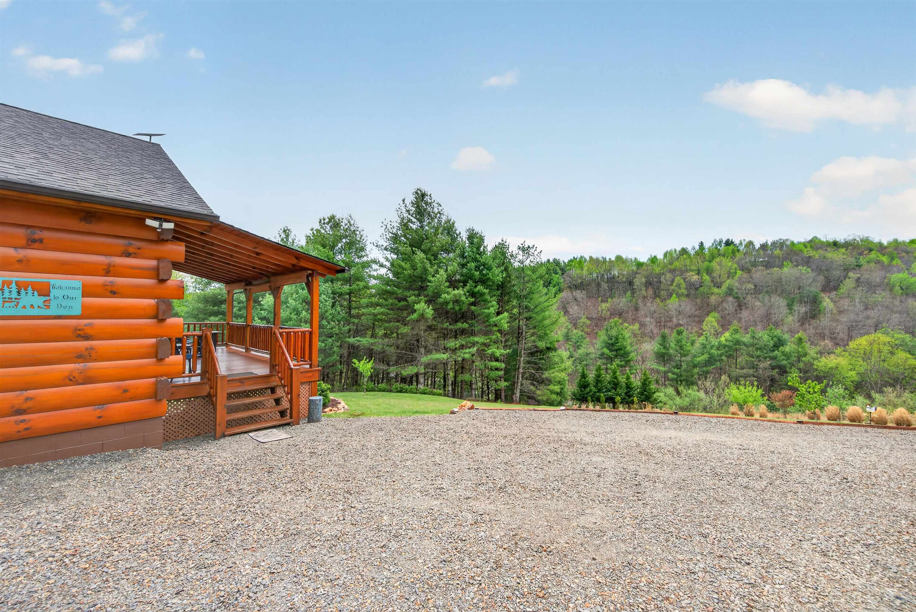 255 Bella Hills Lane Hillsville VA 24343