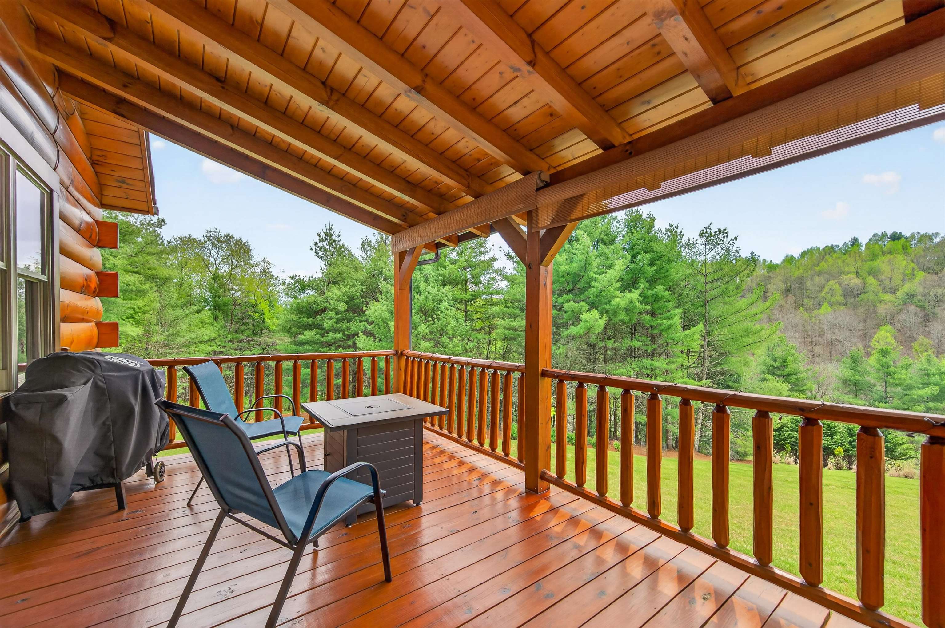 255 Bella Hills Lane Hillsville VA 24343