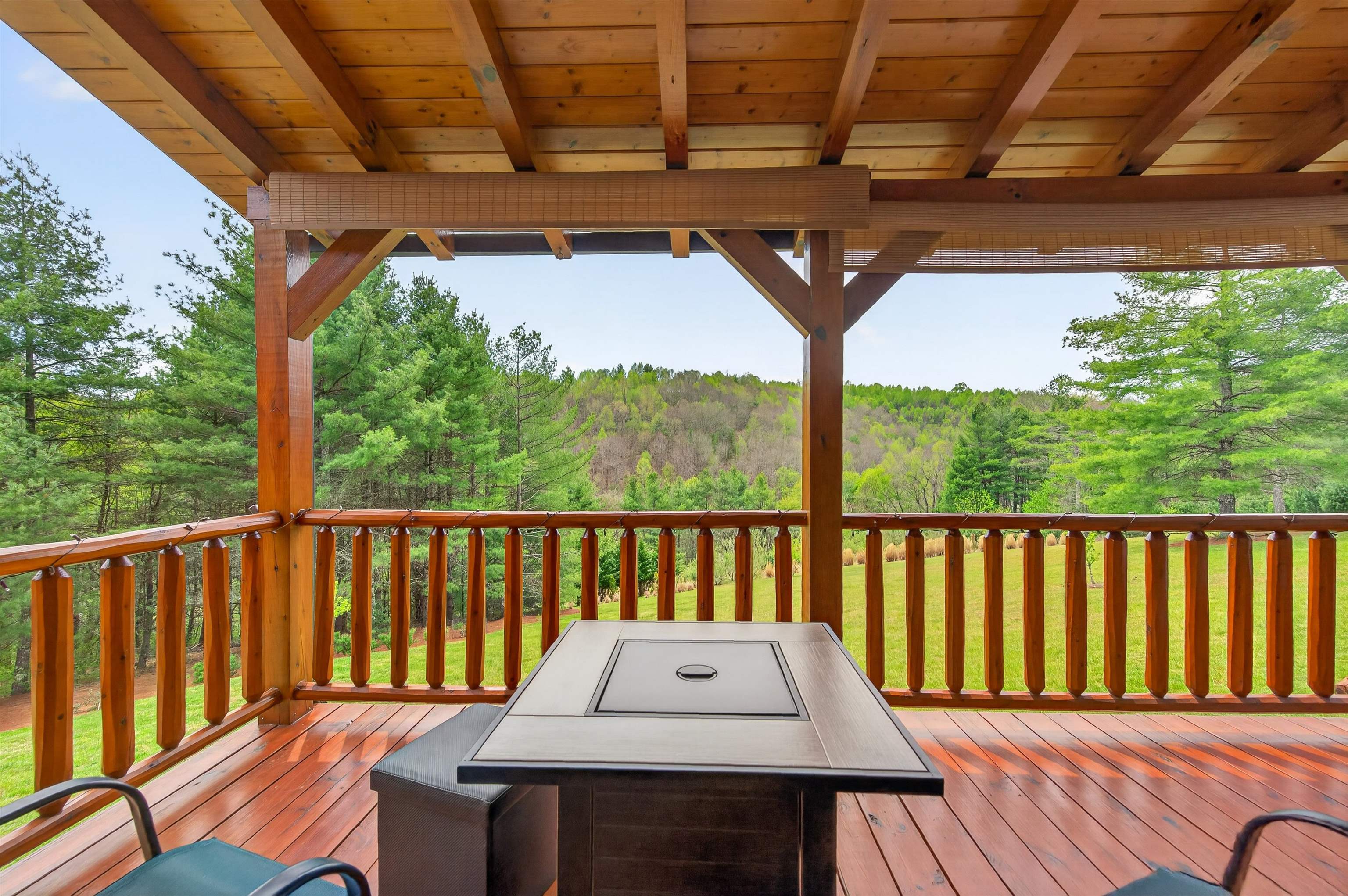 255 Bella Hills Lane Hillsville VA 24343
