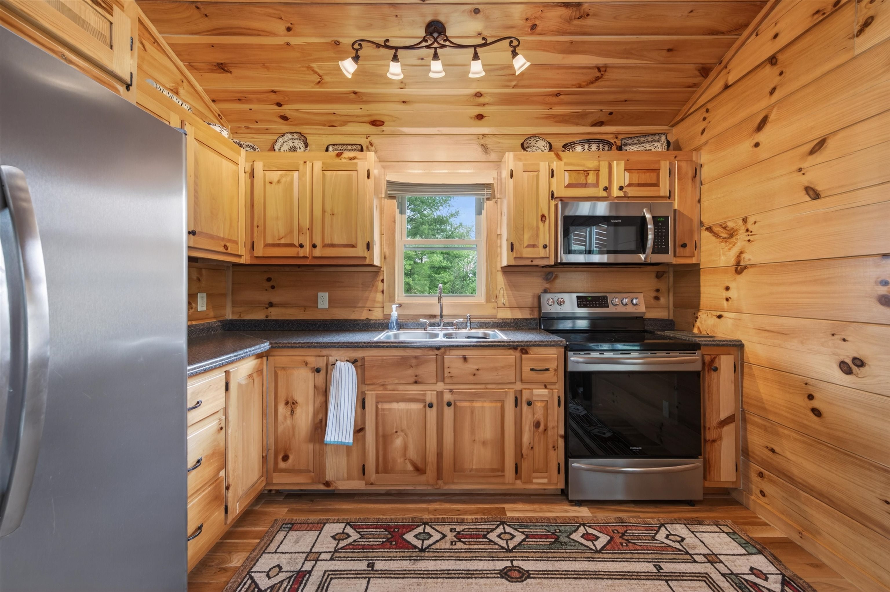 255 Bella Hills Lane Hillsville VA 24343