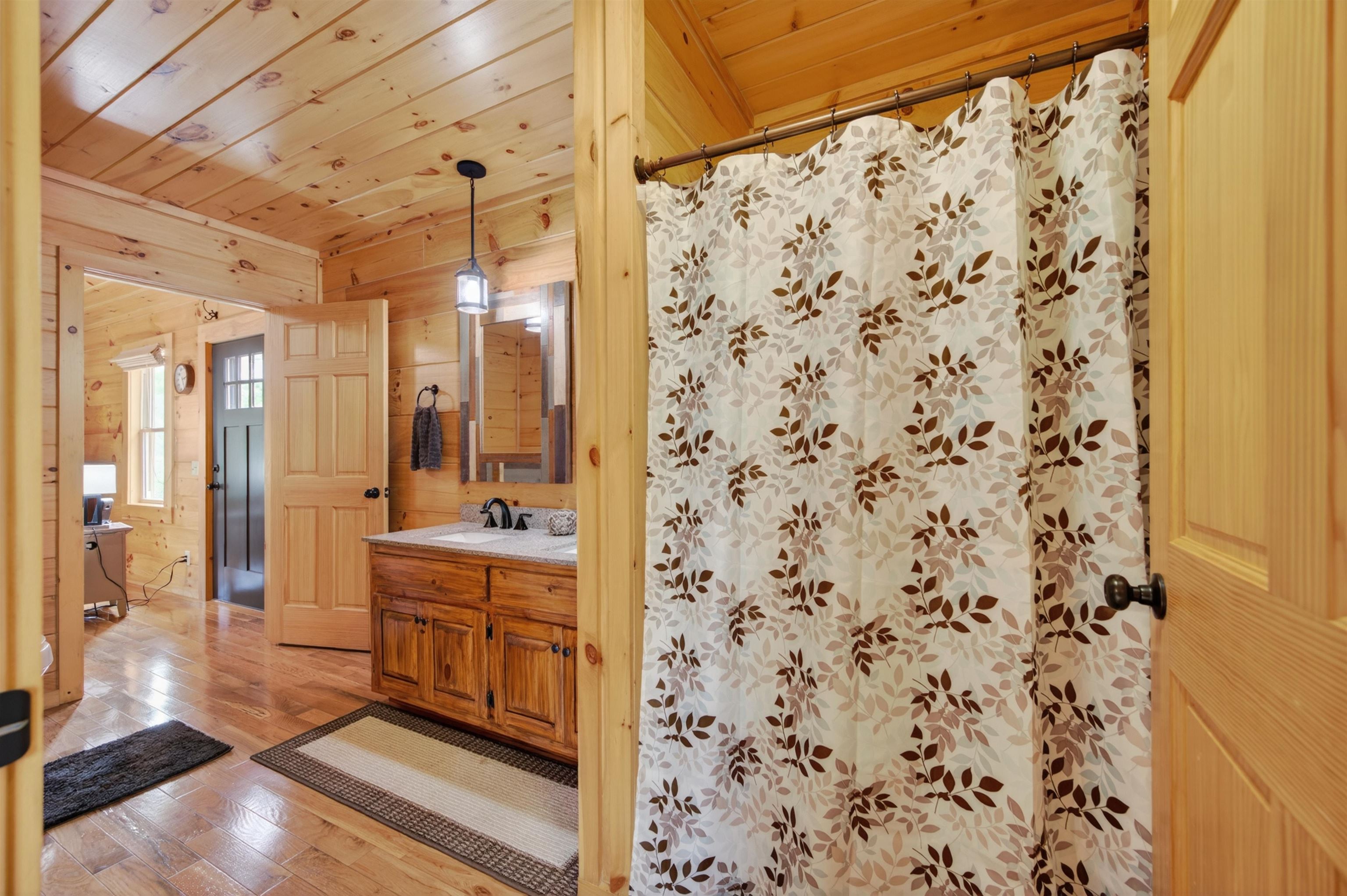 255 Bella Hills Lane Hillsville VA 24343