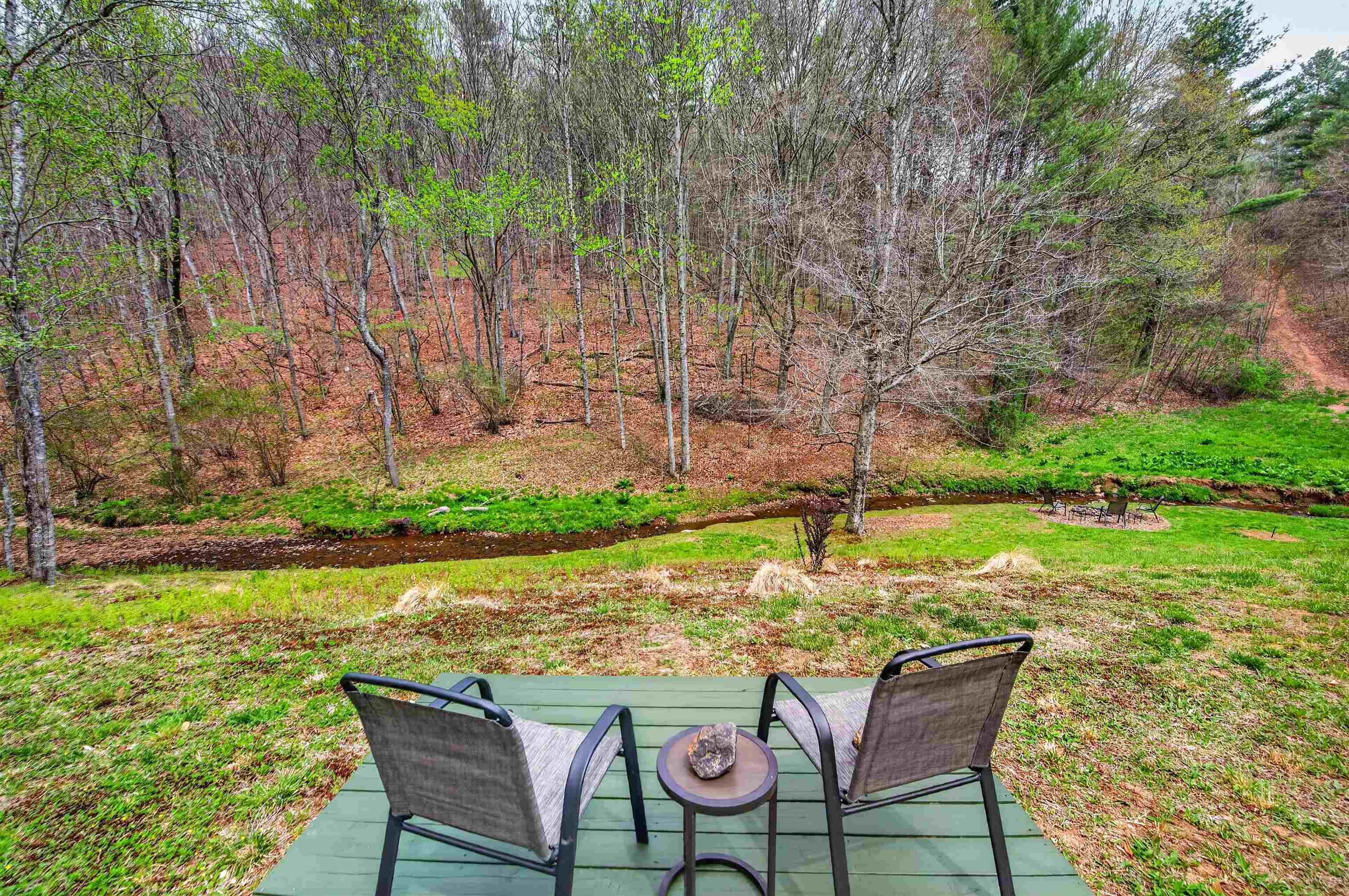 255 Bella Hills Lane Hillsville VA 24343