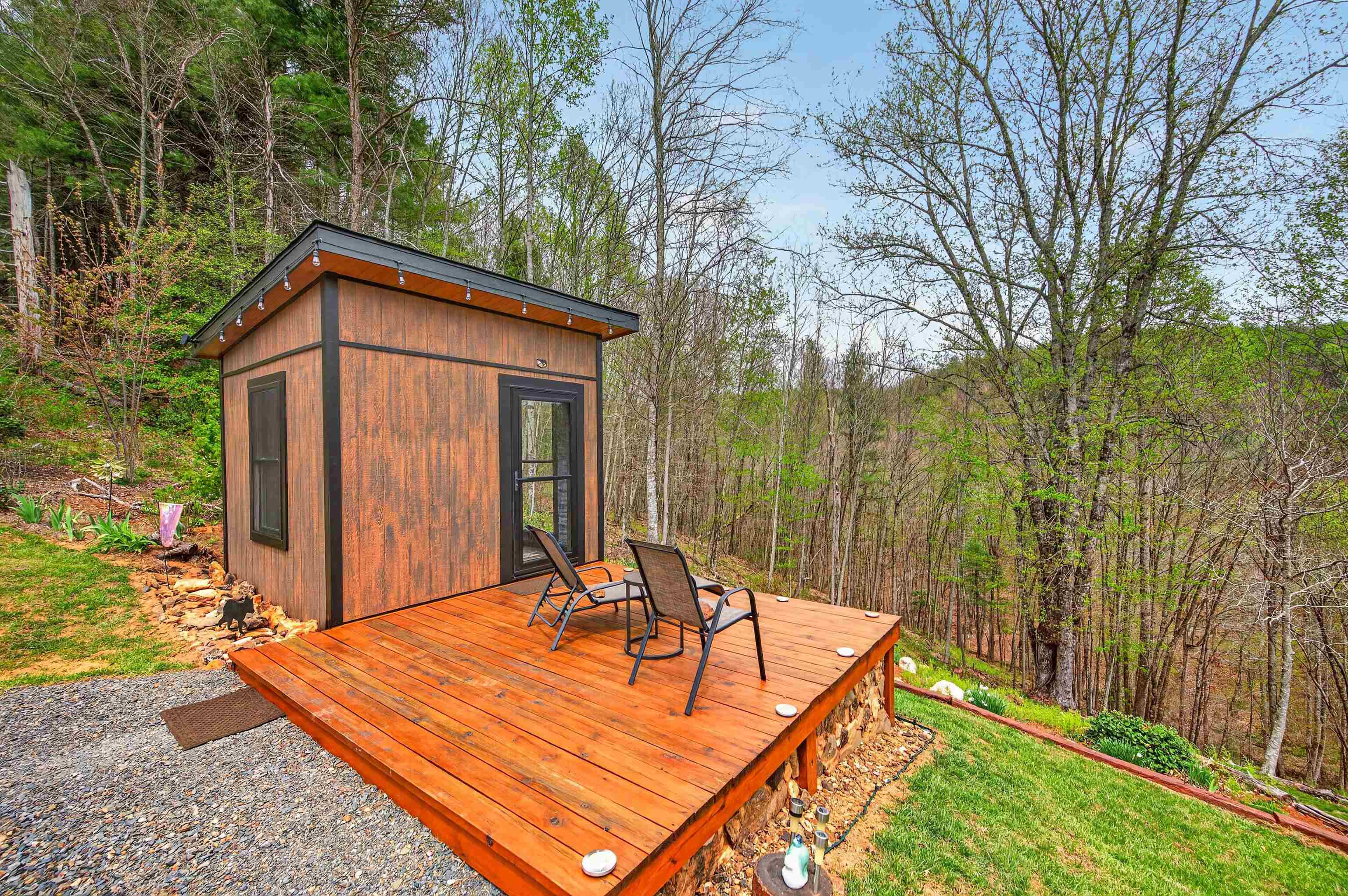 255 Bella Hills Lane Hillsville VA 24343