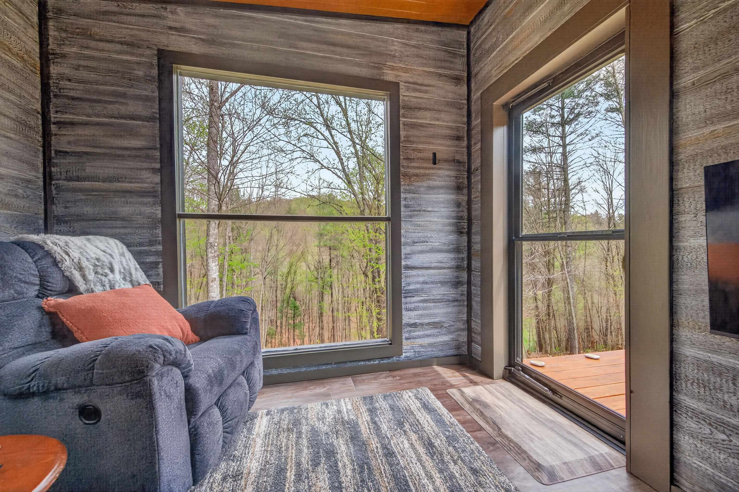 255 Bella Hills Lane Hillsville VA 24343