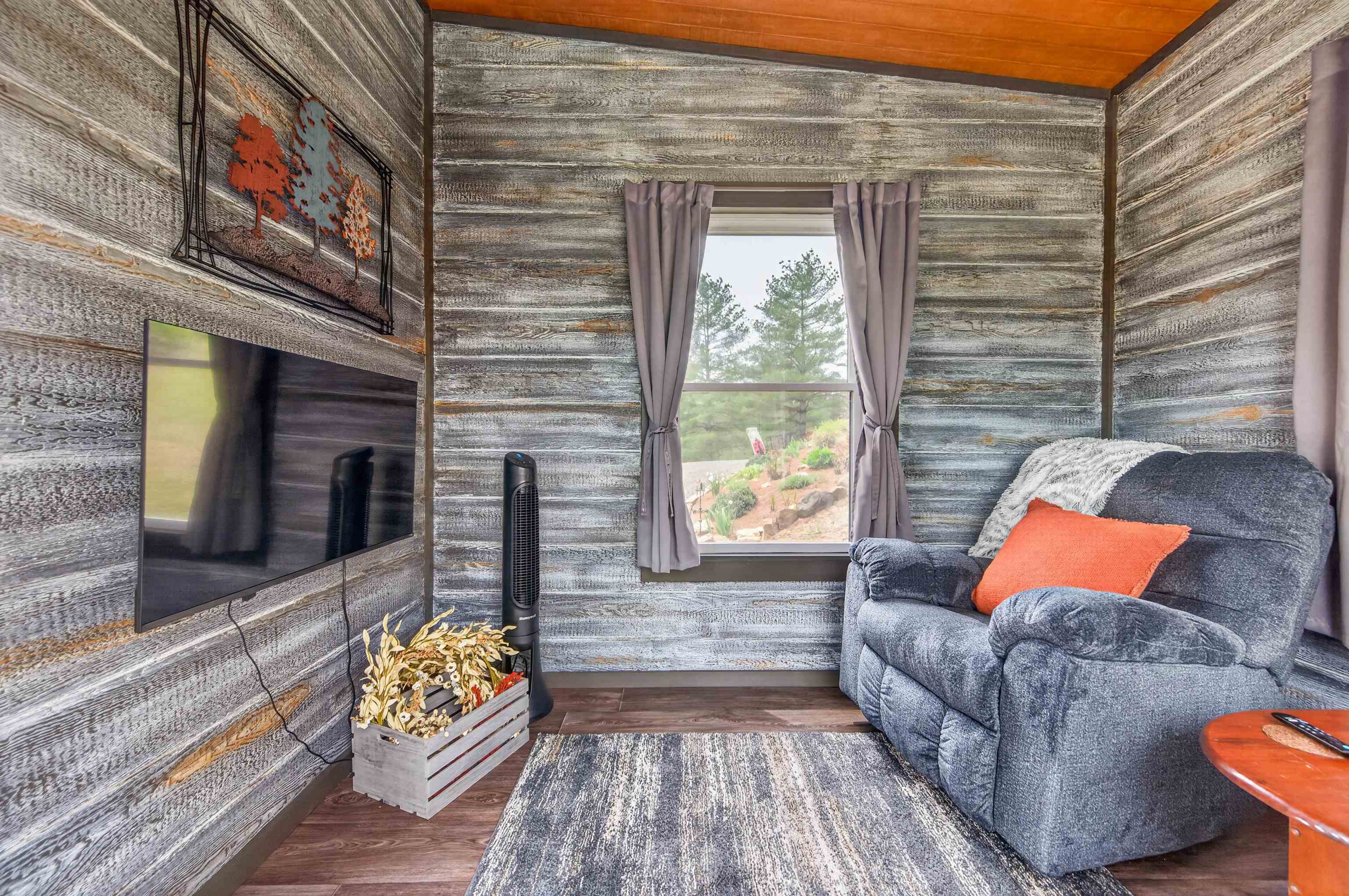 255 Bella Hills Lane Hillsville VA 24343