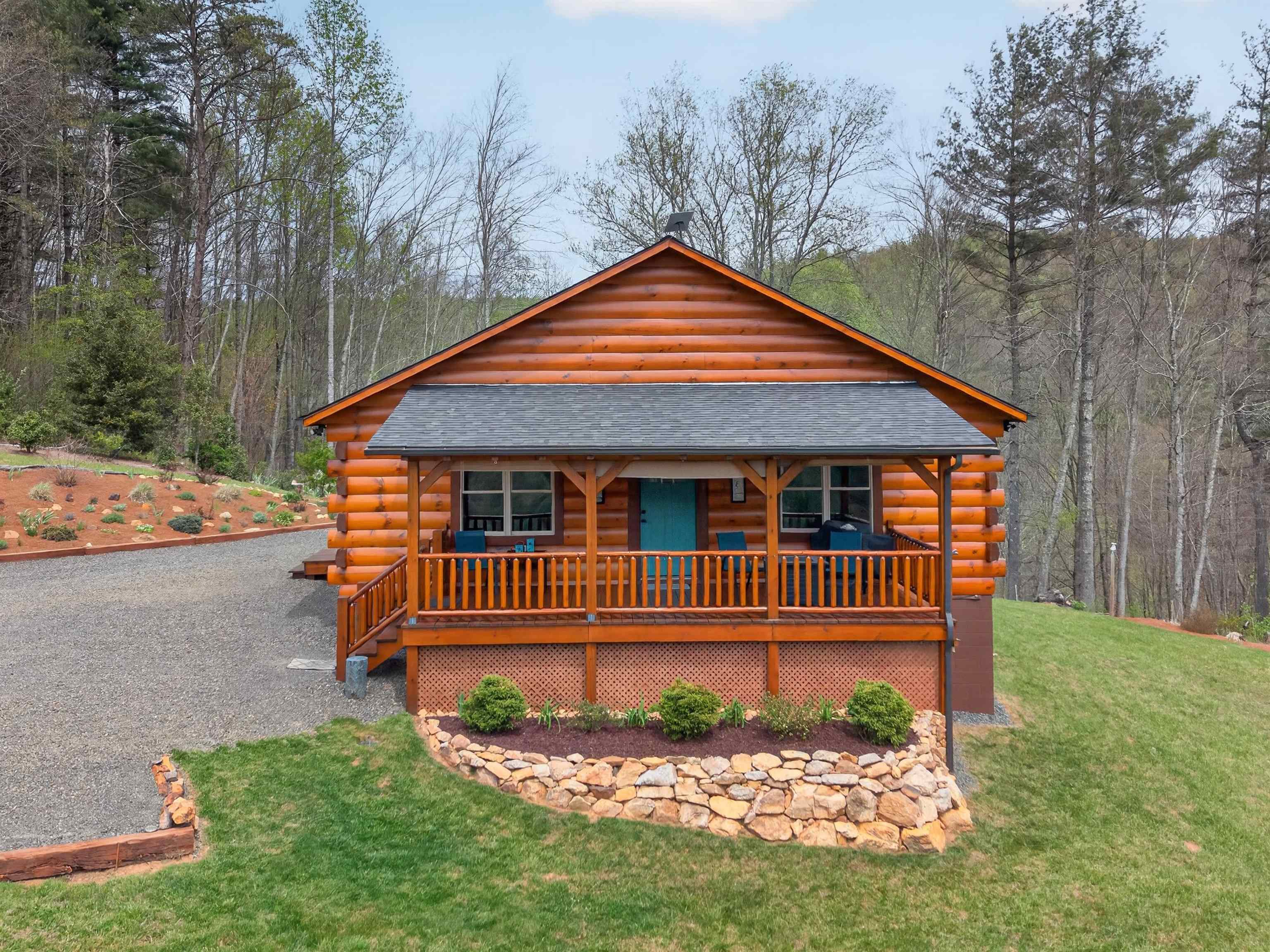 255 Bella Hills Lane Hillsville VA 24343