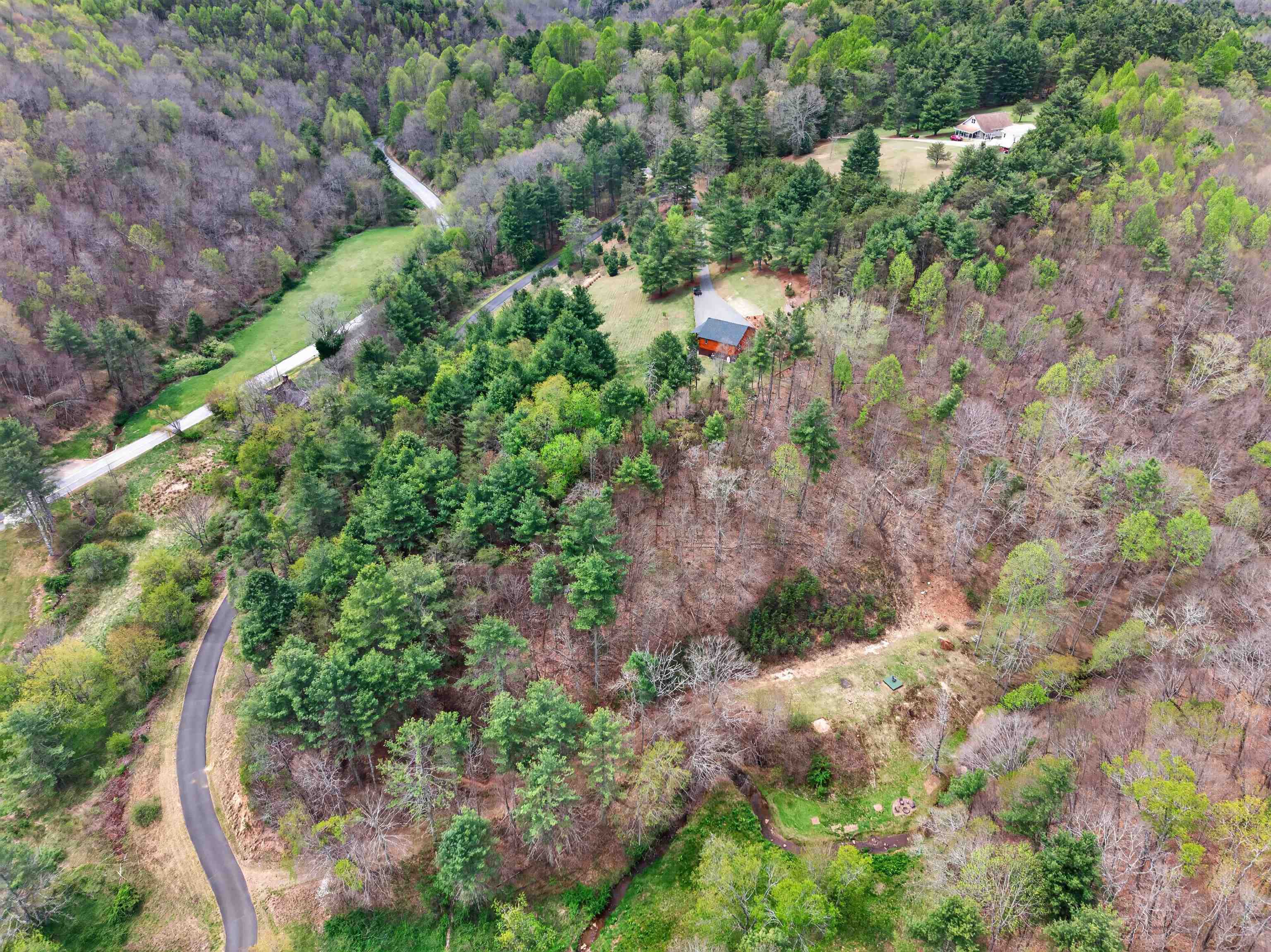 255 Bella Hills Lane Hillsville VA 24343
