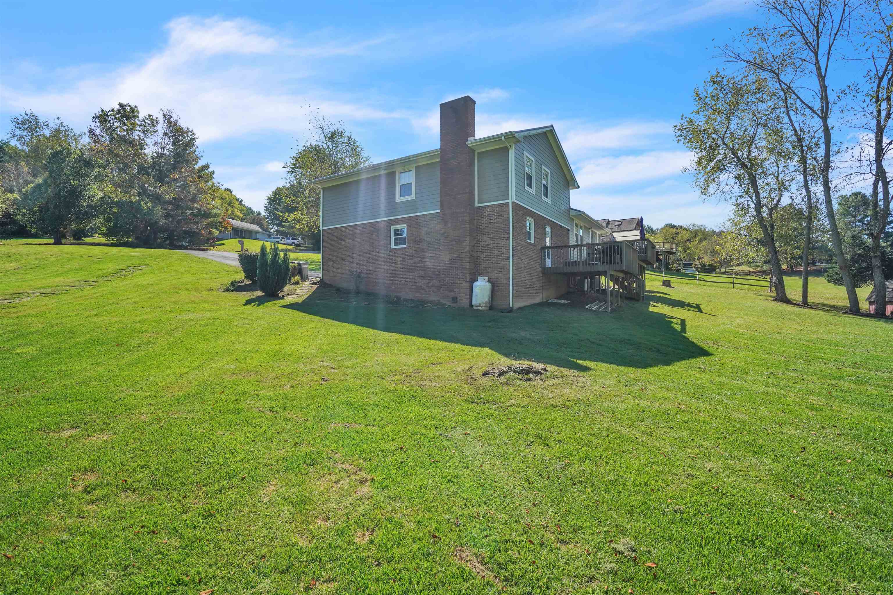 5467 Erin Drive Dublin VA 24084