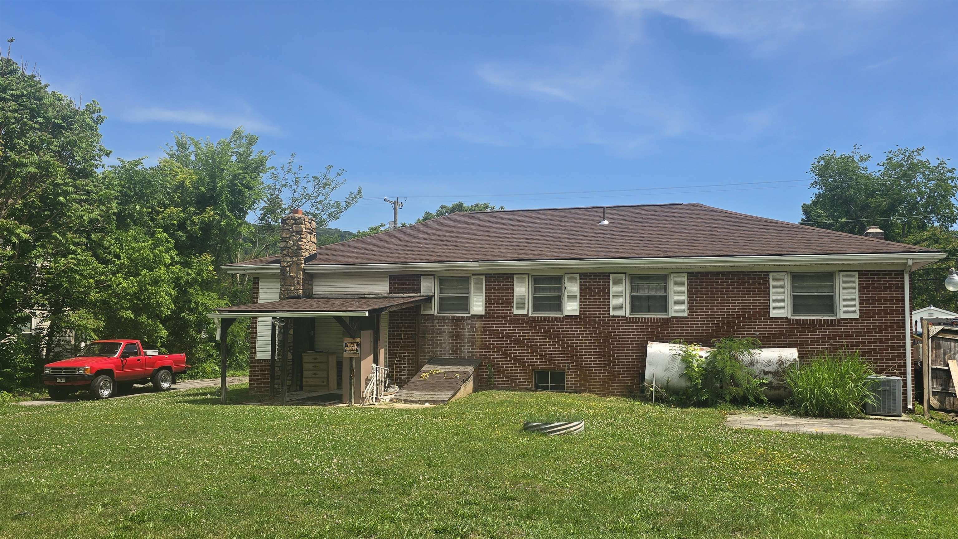 121 Brake Road Elliston VA 24087