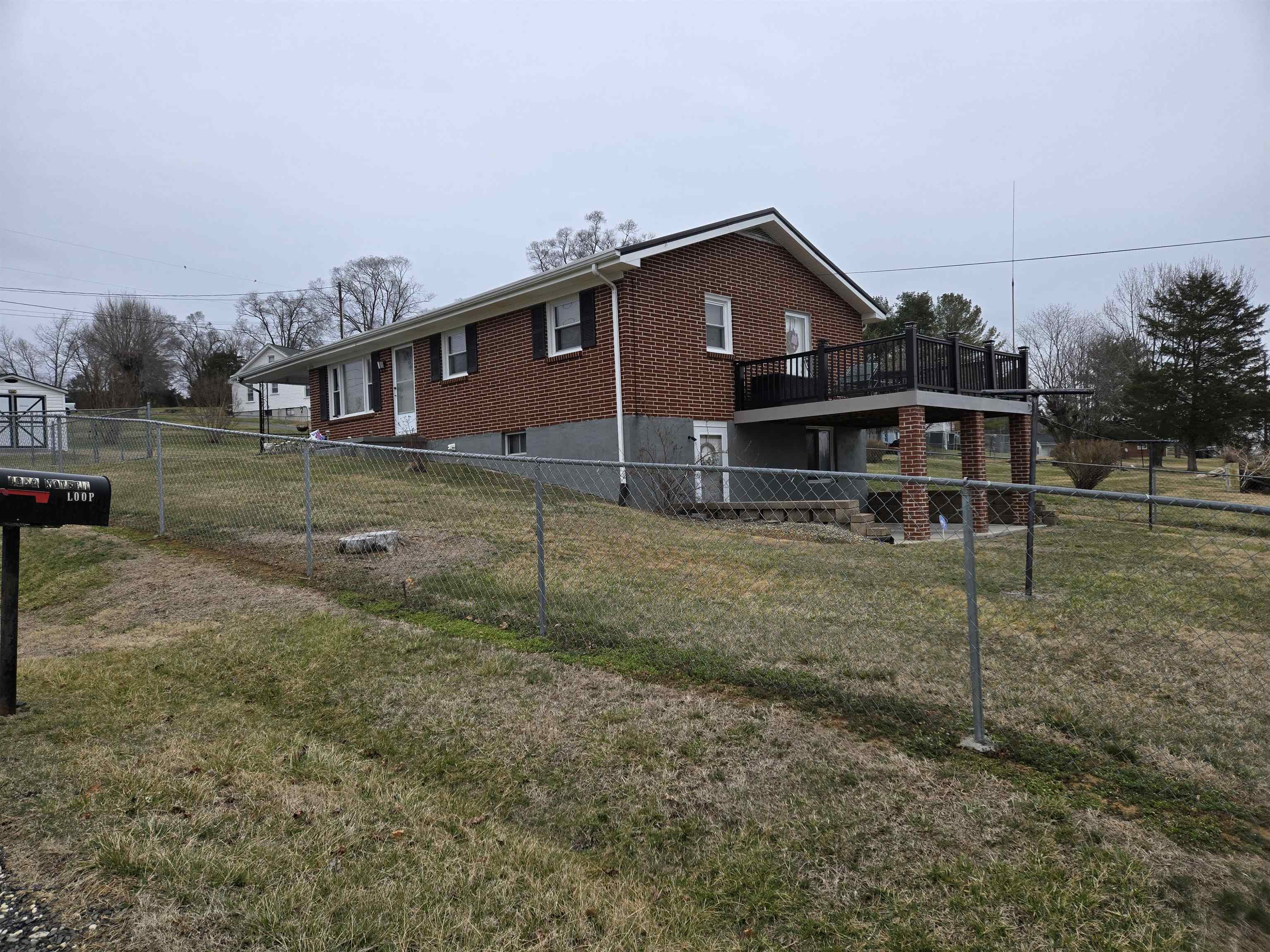 4350 Novell Loop Pulaski VA 24301