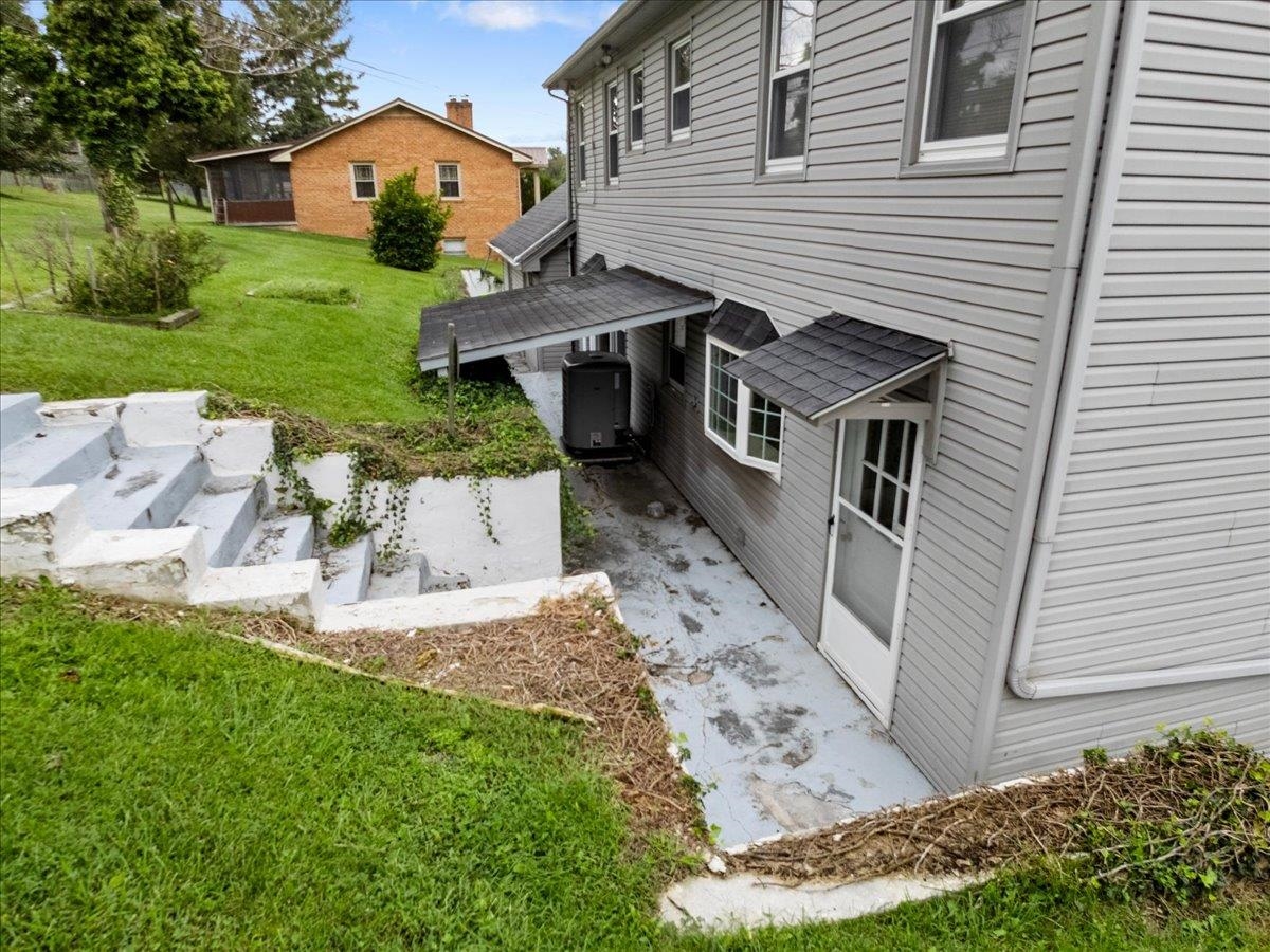 1520 Westwood Drive Pulaski VA 24301