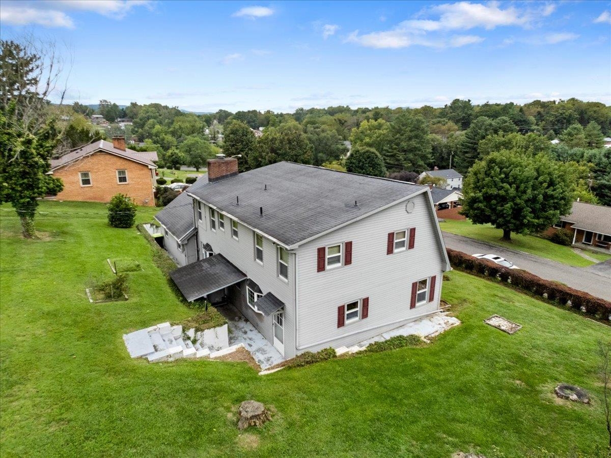 1520 Westwood Drive Pulaski VA 24301