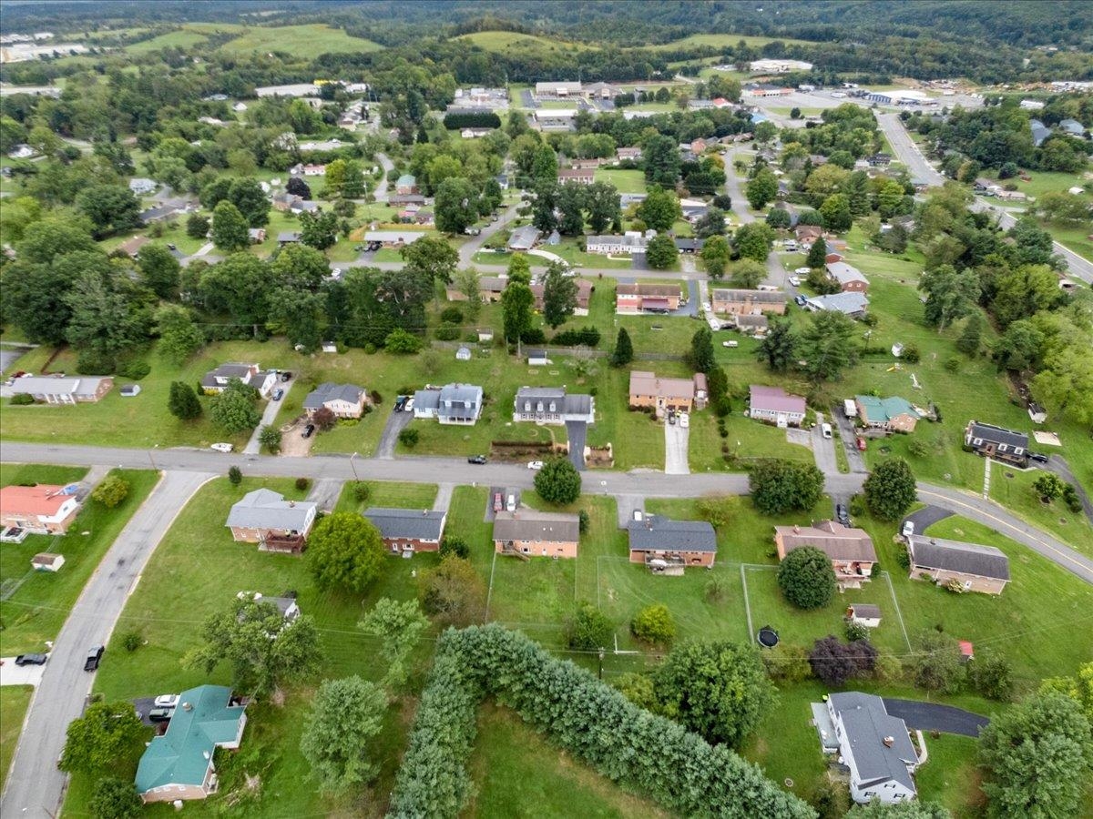 1520 Westwood Drive Pulaski VA 24301