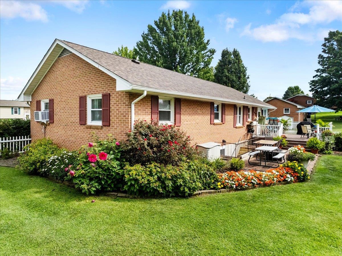 115 Gum Drive Christiansburg VA 24073