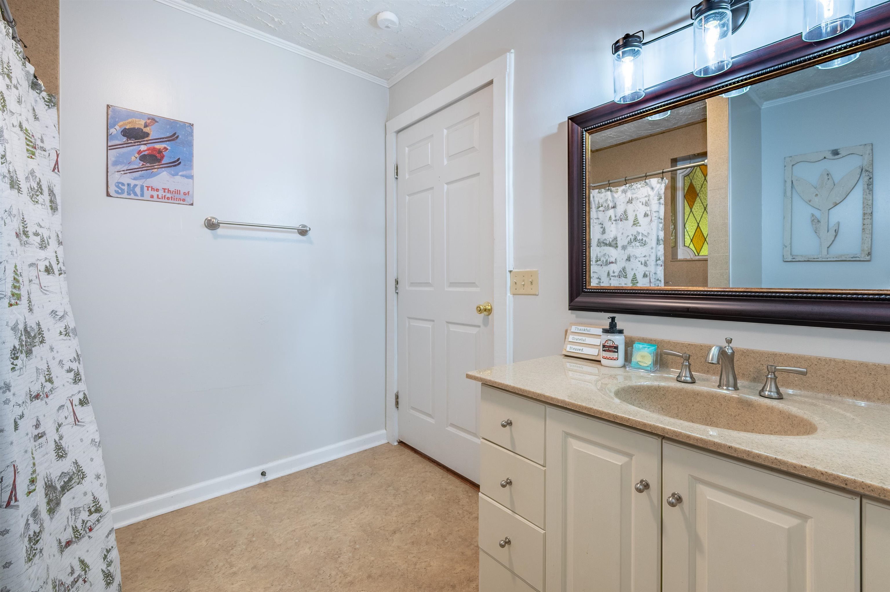 57 Buck Fever Lane Cana VA 24317