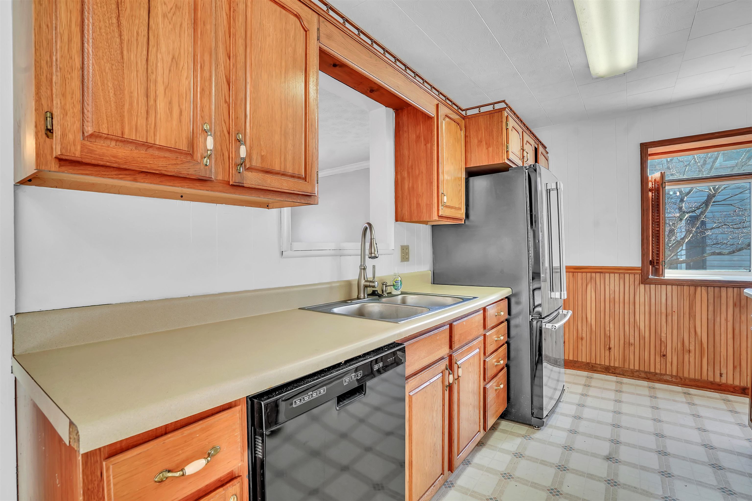 108 Allen Street Narrows VA 24124