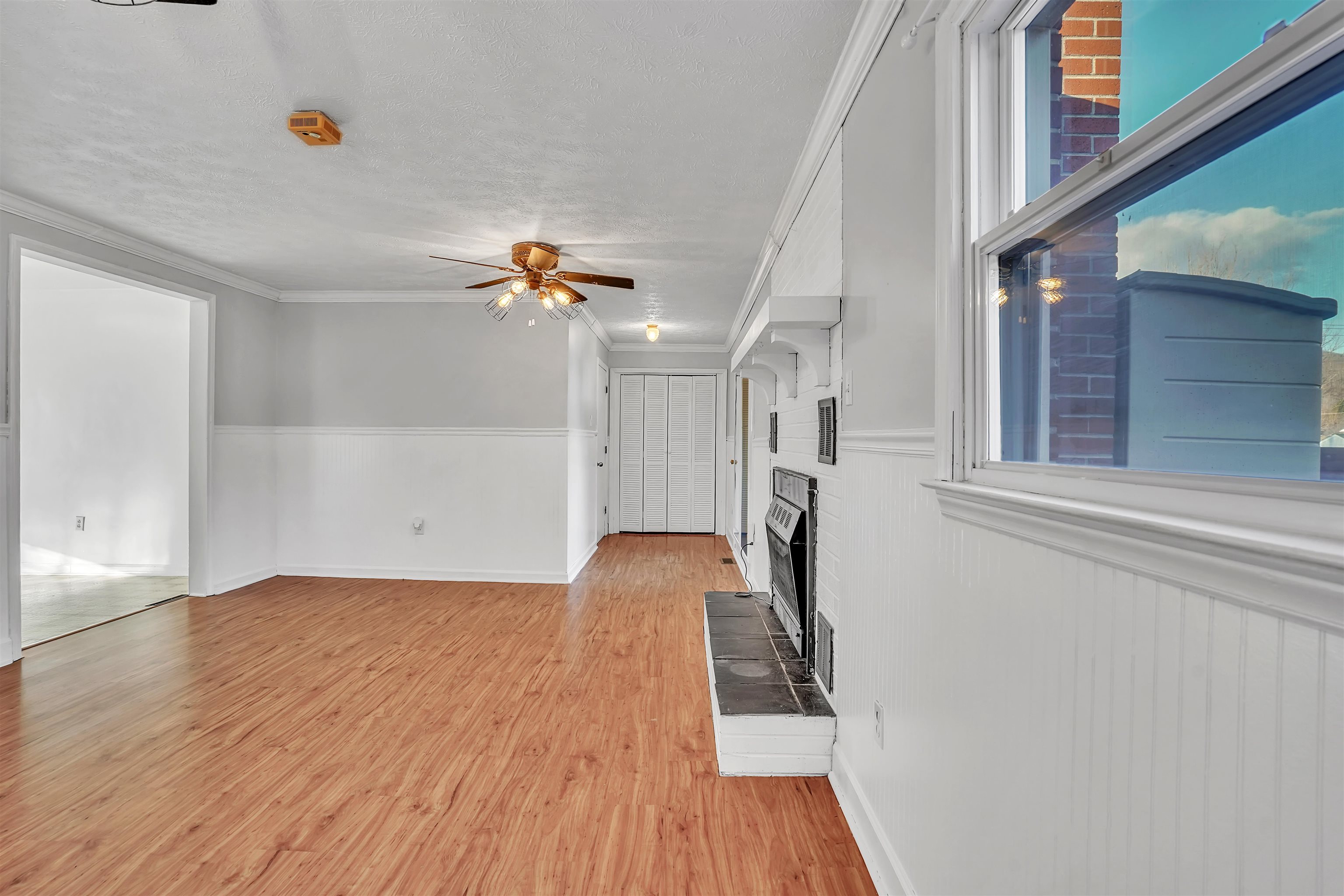 108 Allen Street Narrows VA 24124