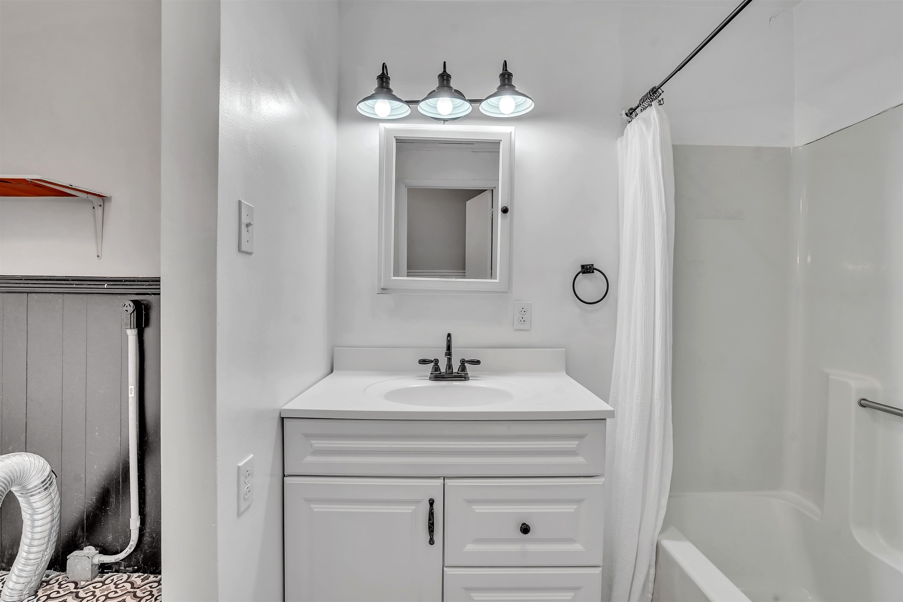 108 Allen Street Narrows VA 24124