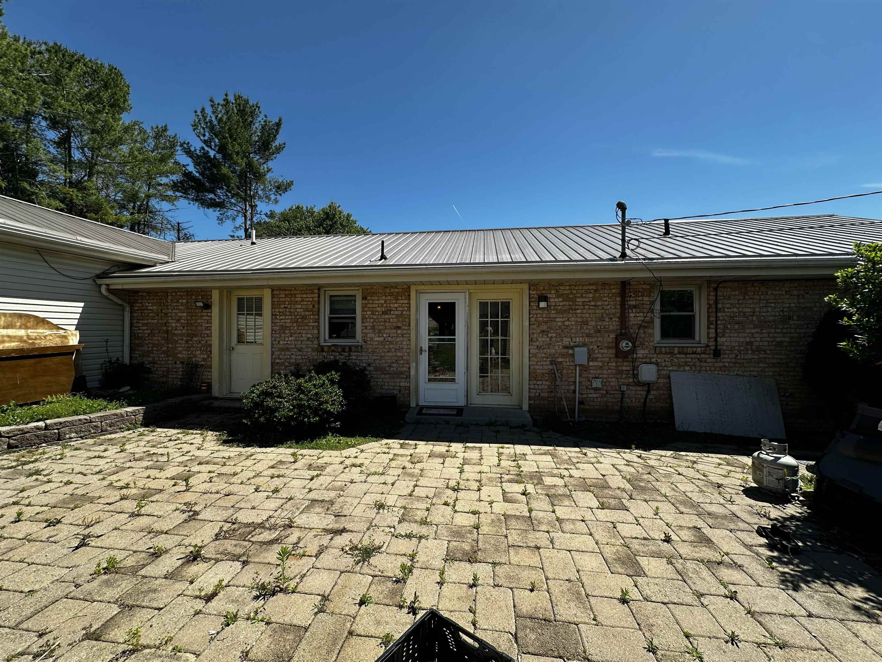 6061 Dolphus Avenue Dublin VA 24084