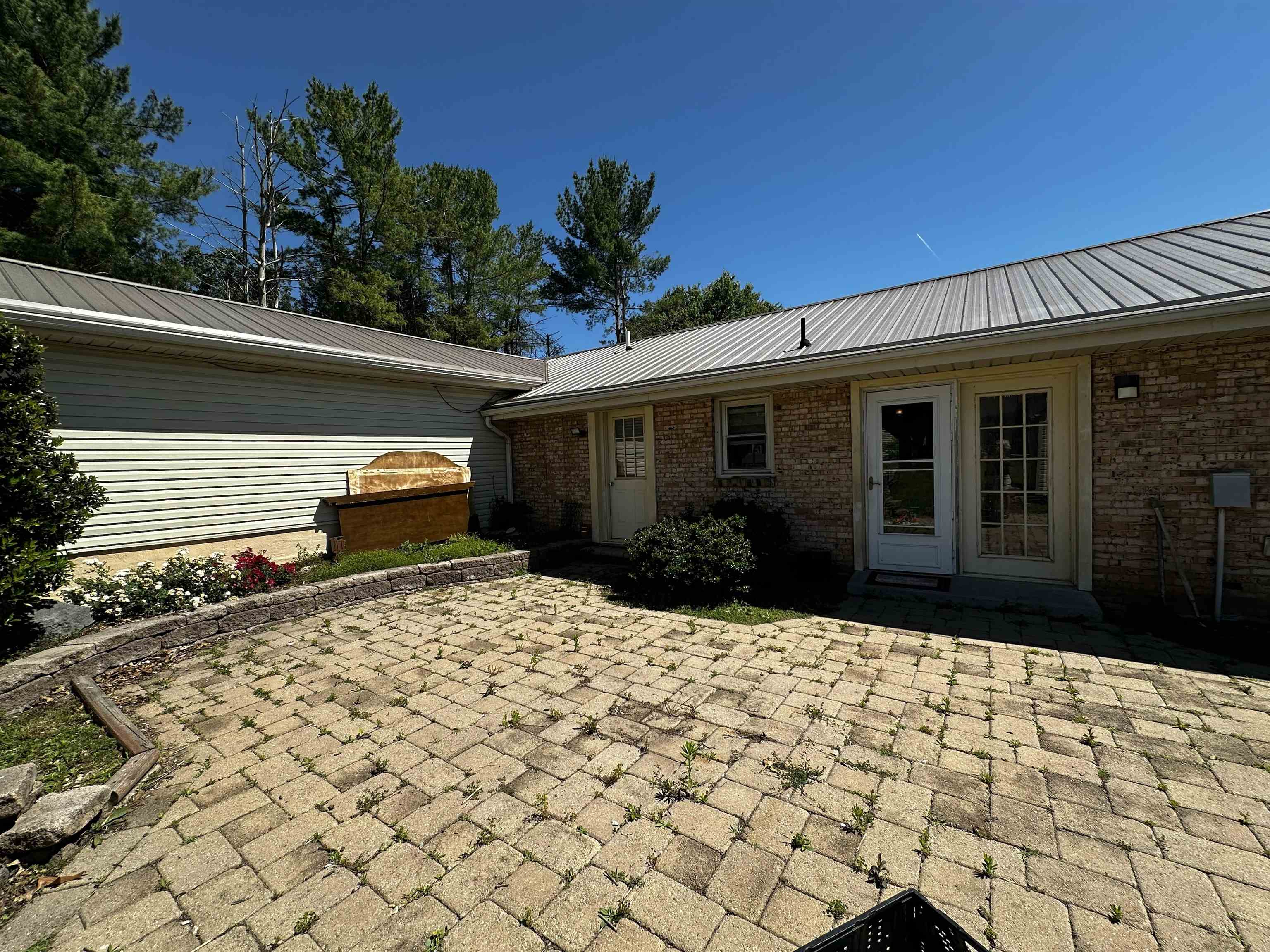 6061 Dolphus Avenue Dublin VA 24084