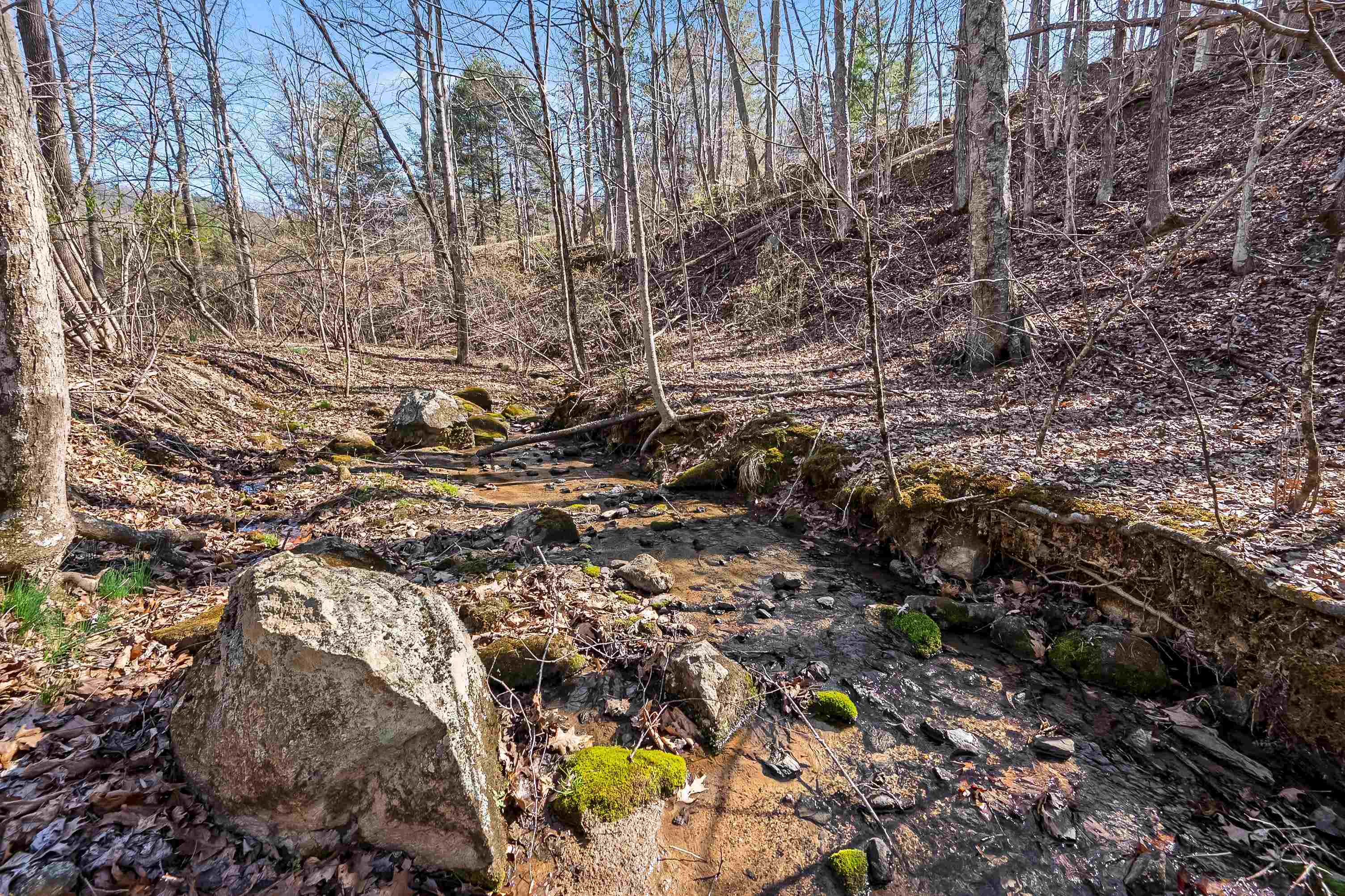 2875 Sylvatus Smith Road Hillsville VA 24343