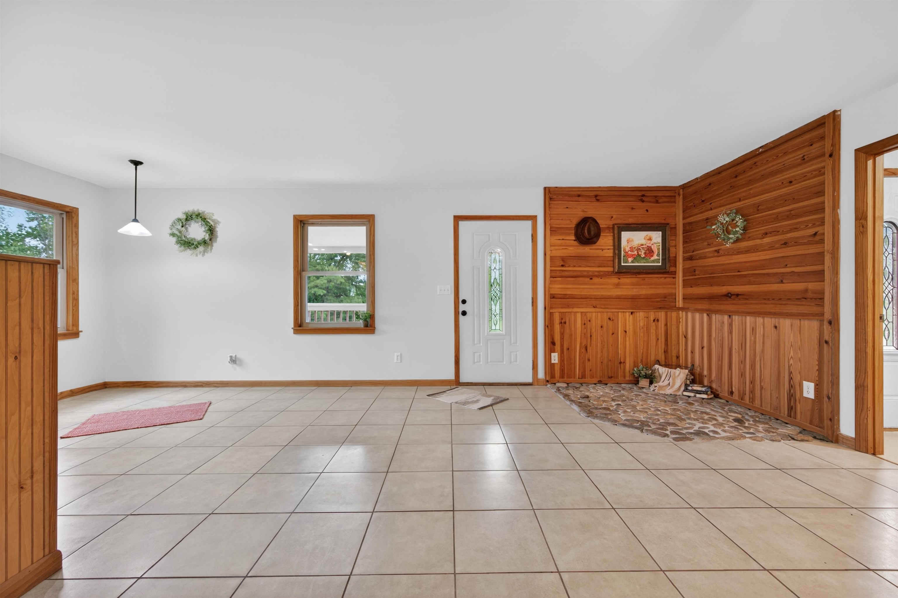 2875 Sylvatus Smith Road Hillsville VA 24343