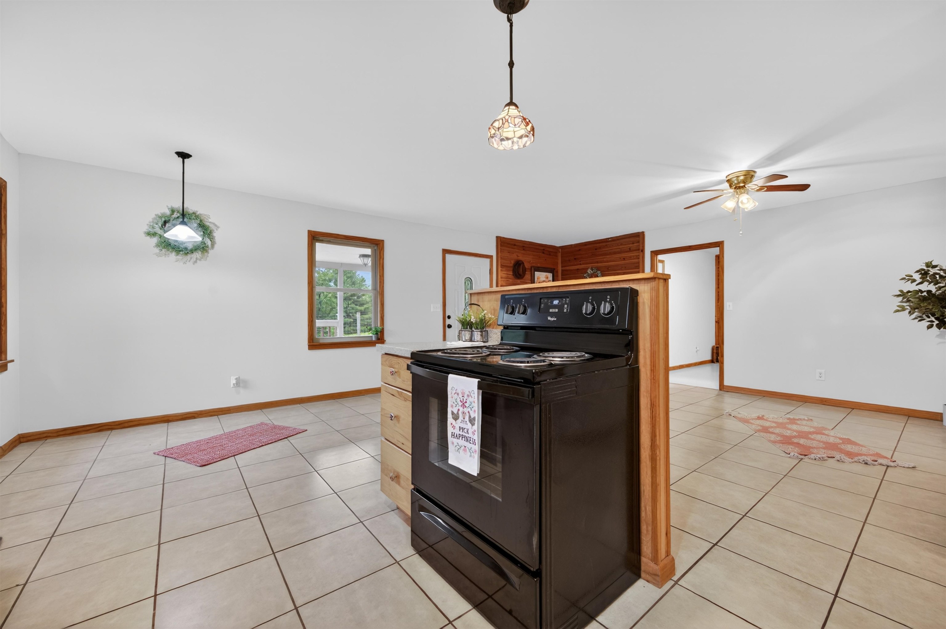 2875 Sylvatus Smith Road Hillsville VA 24343