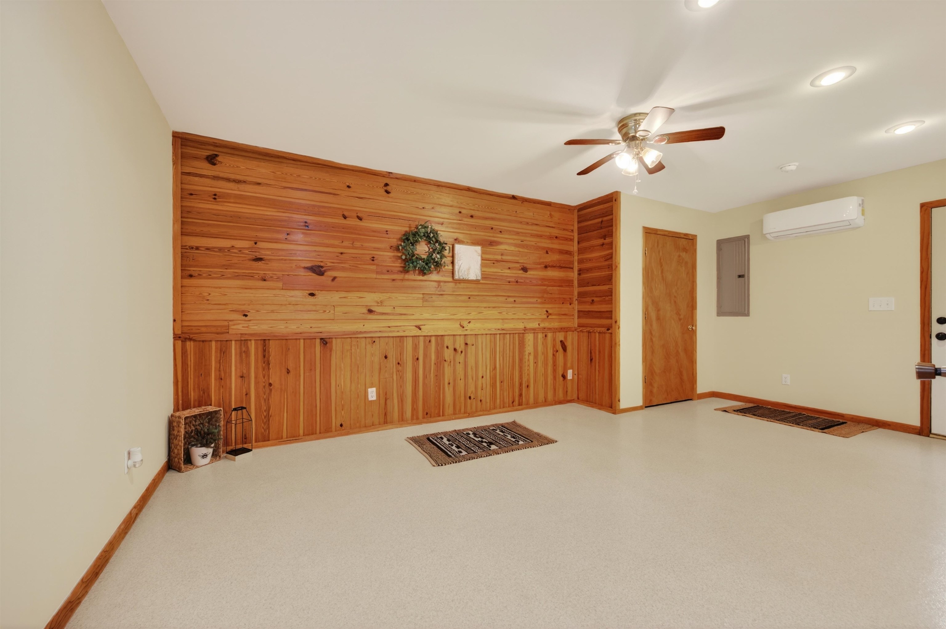 2875 Sylvatus Smith Road Hillsville VA 24343