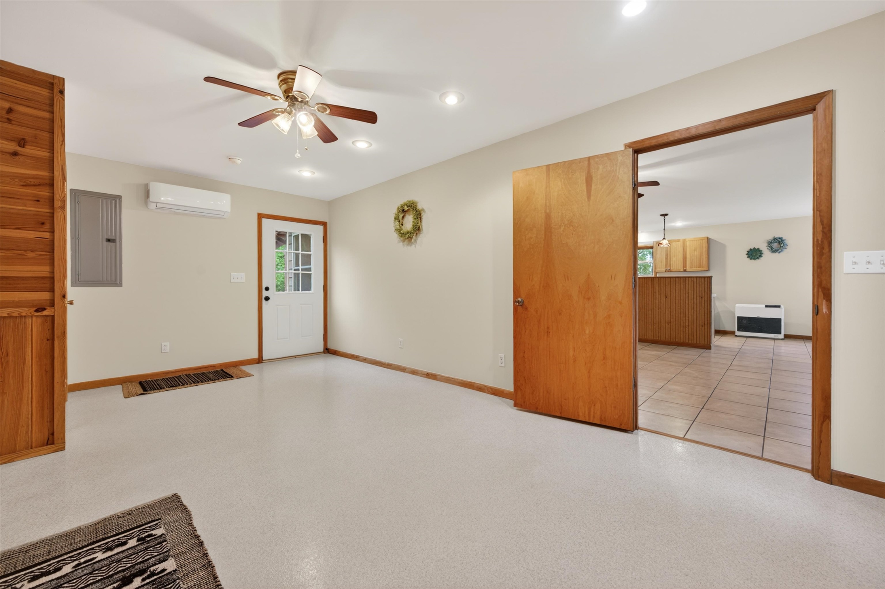 2875 Sylvatus Smith Road Hillsville VA 24343