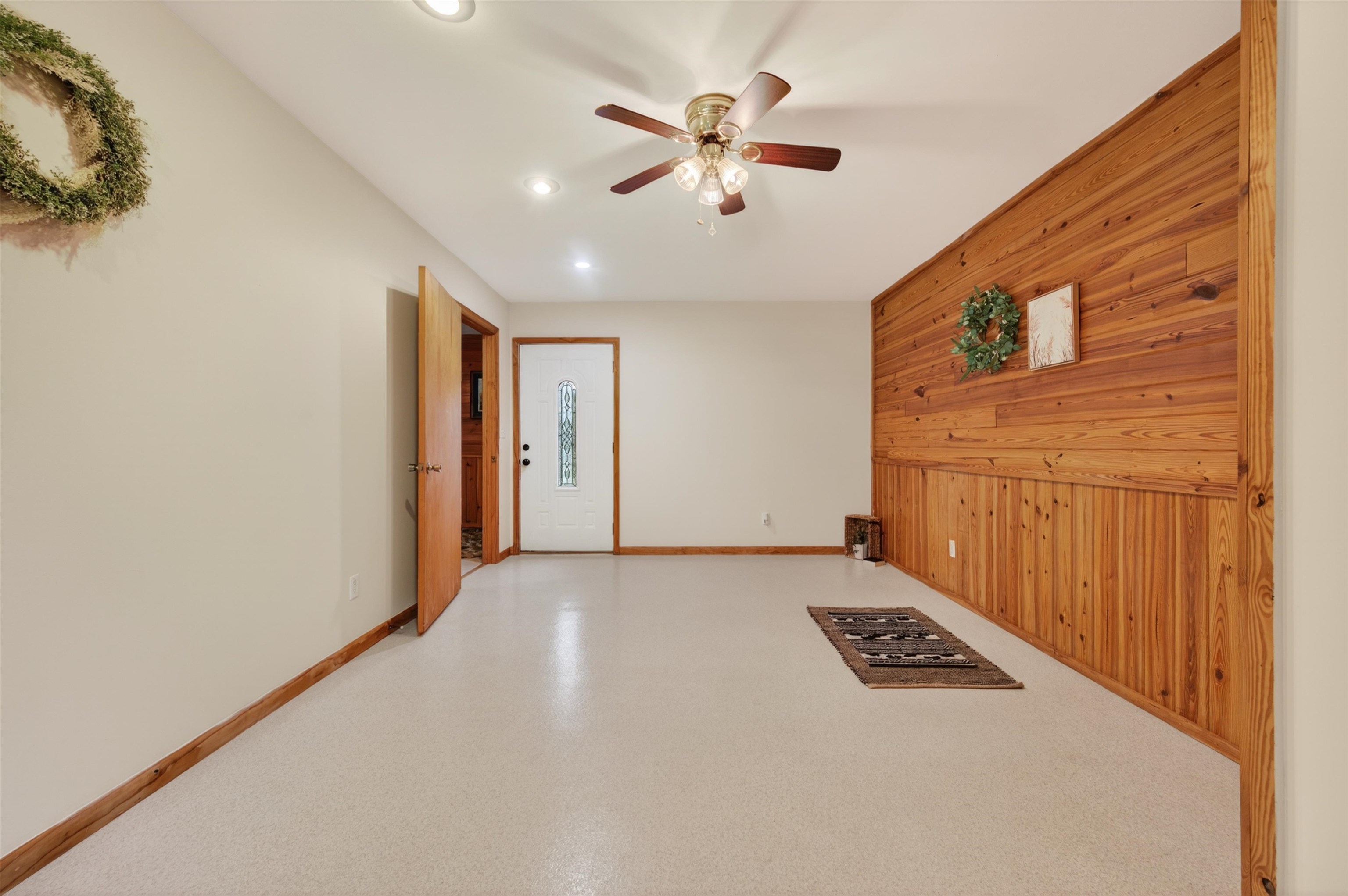 2875 Sylvatus Smith Road Hillsville VA 24343