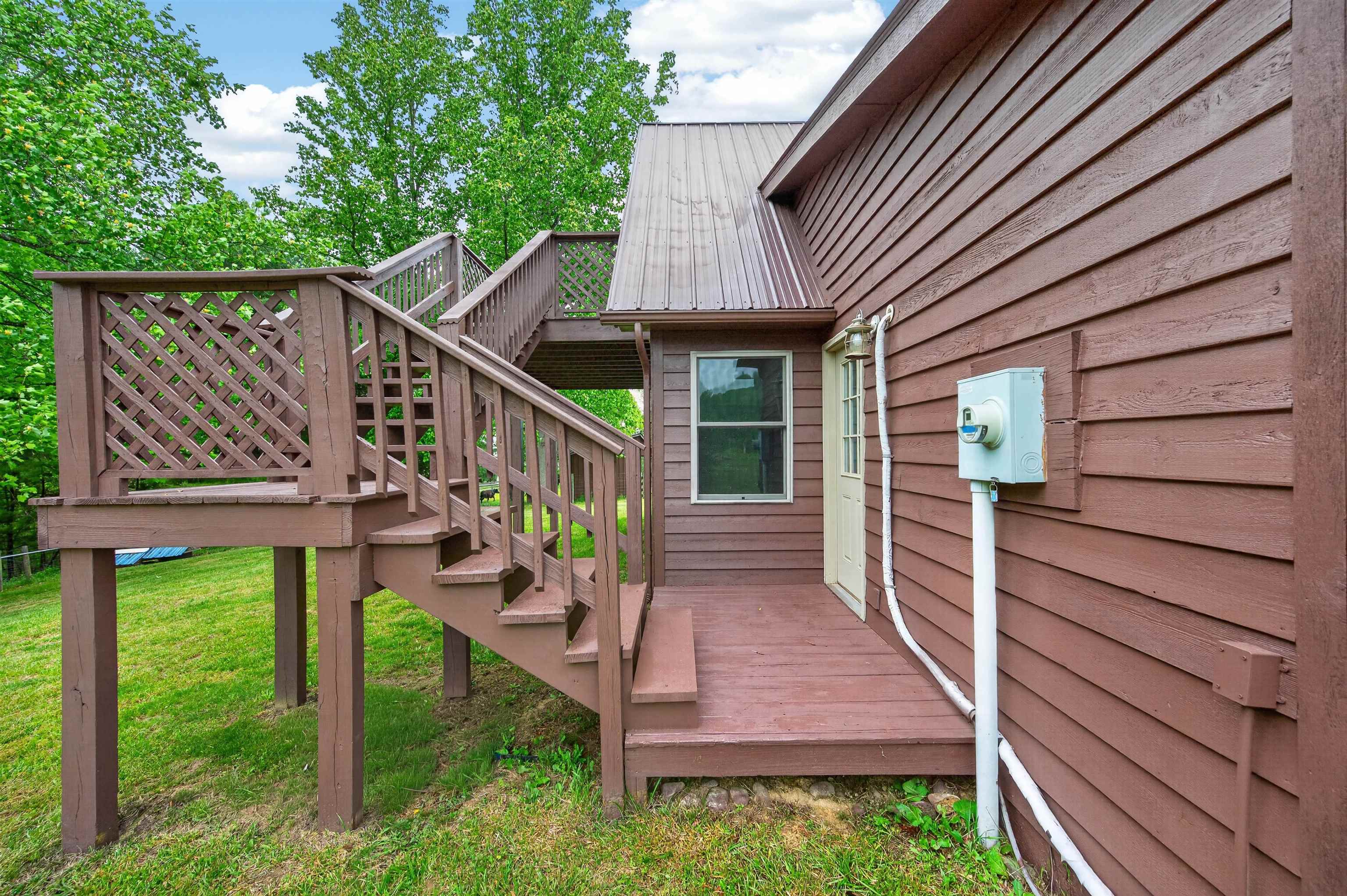 2875 Sylvatus Smith Road Hillsville VA 24343