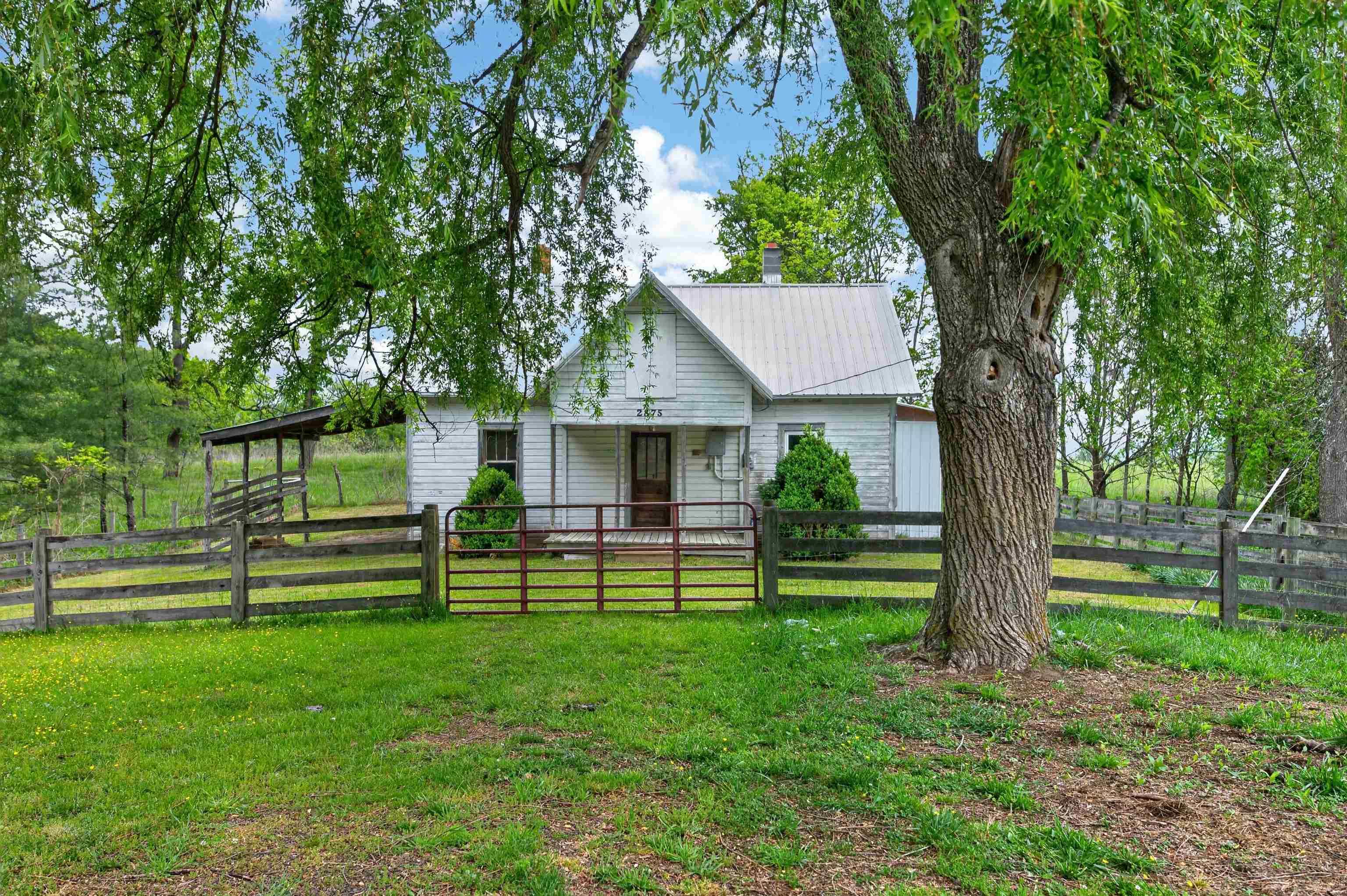 2875 Sylvatus Smith Road Hillsville VA 24343