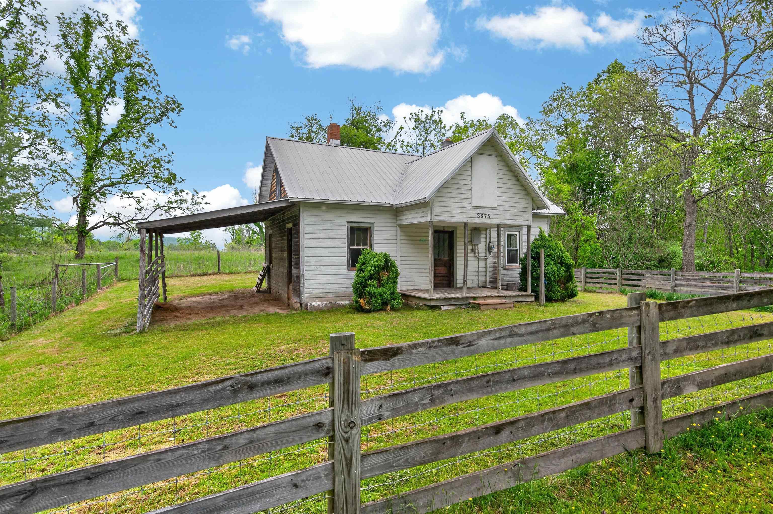 2875 Sylvatus Smith Road Hillsville VA 24343
