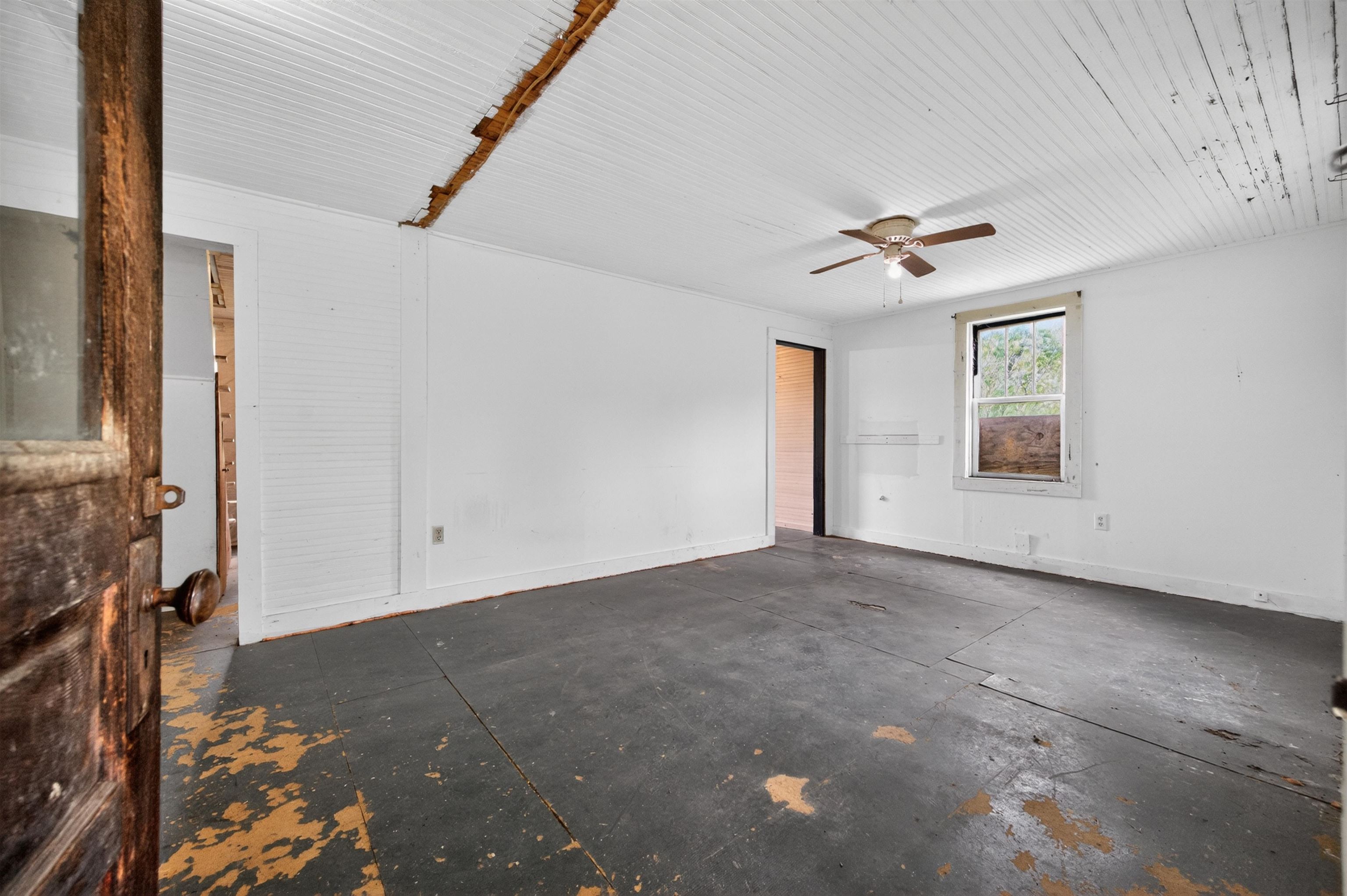 2875 Sylvatus Smith Road Hillsville VA 24343