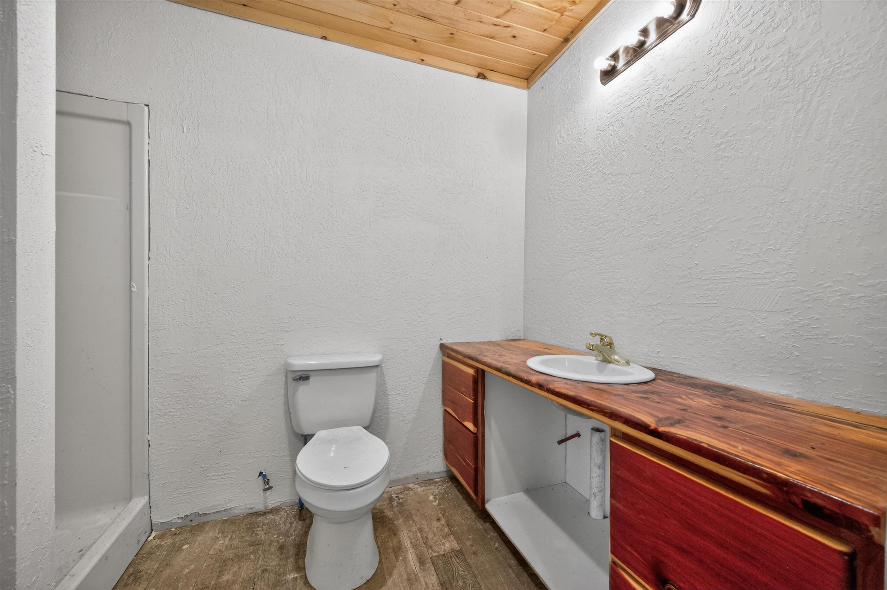 2875 Sylvatus Smith Road Hillsville VA 24343