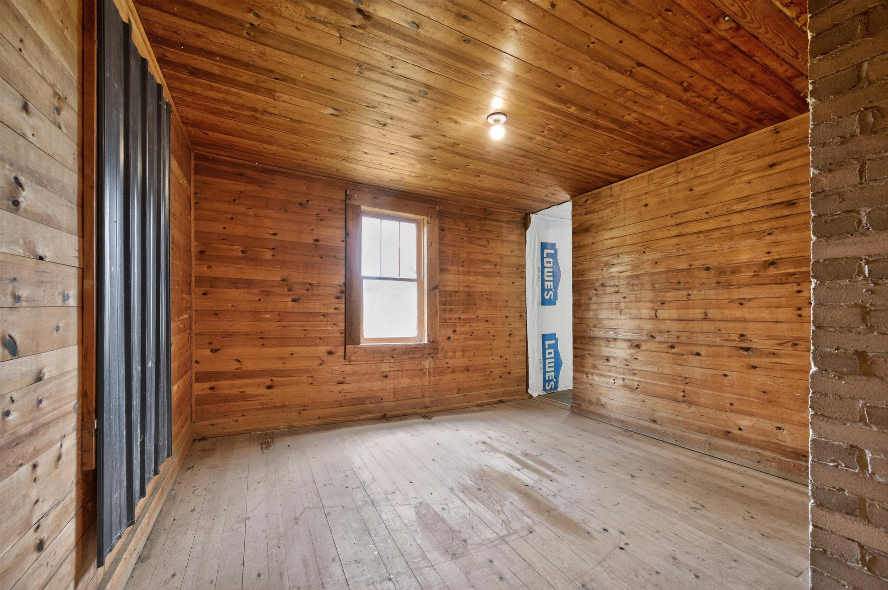 2875 Sylvatus Smith Road Hillsville VA 24343
