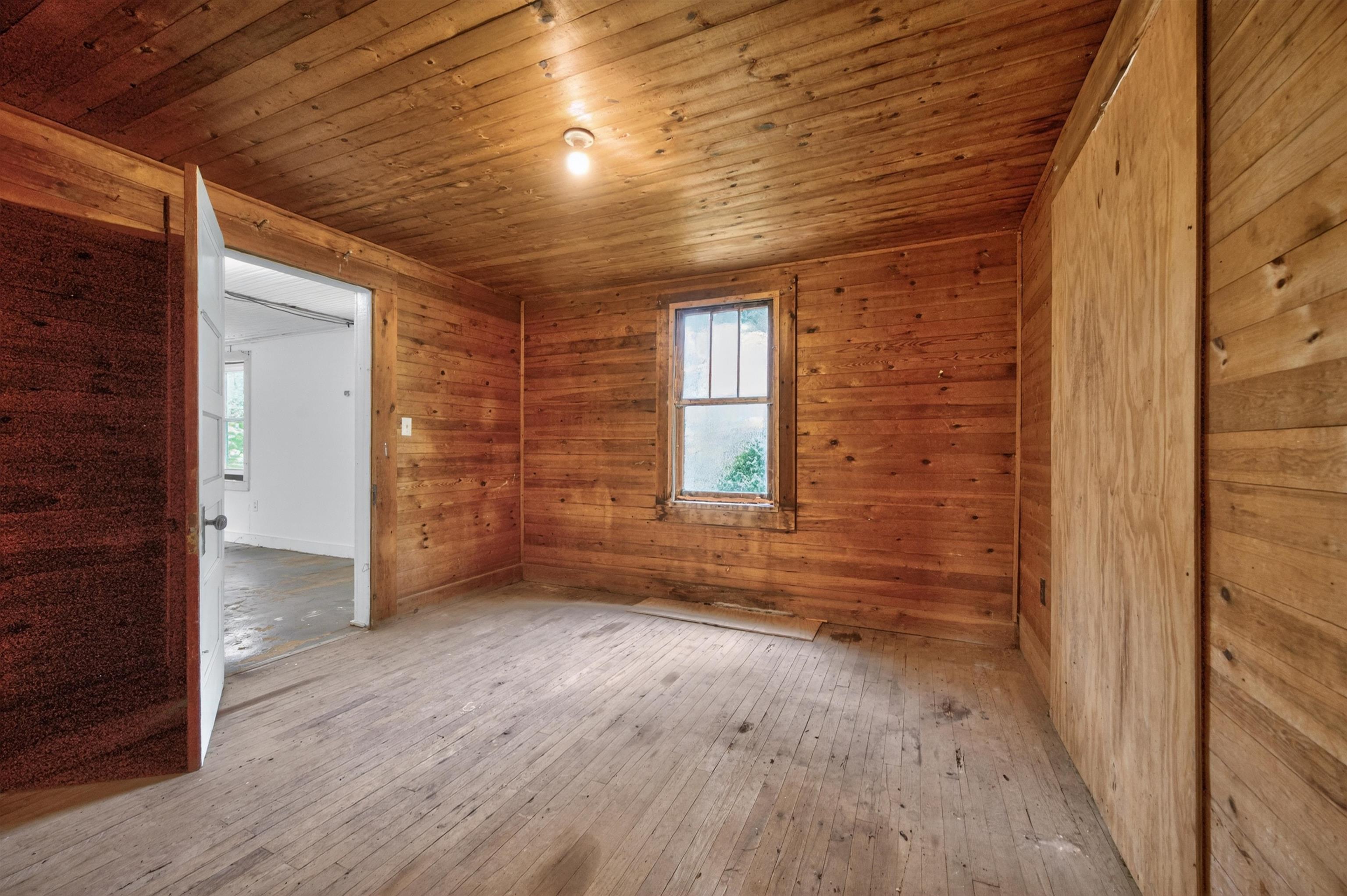 2875 Sylvatus Smith Road Hillsville VA 24343