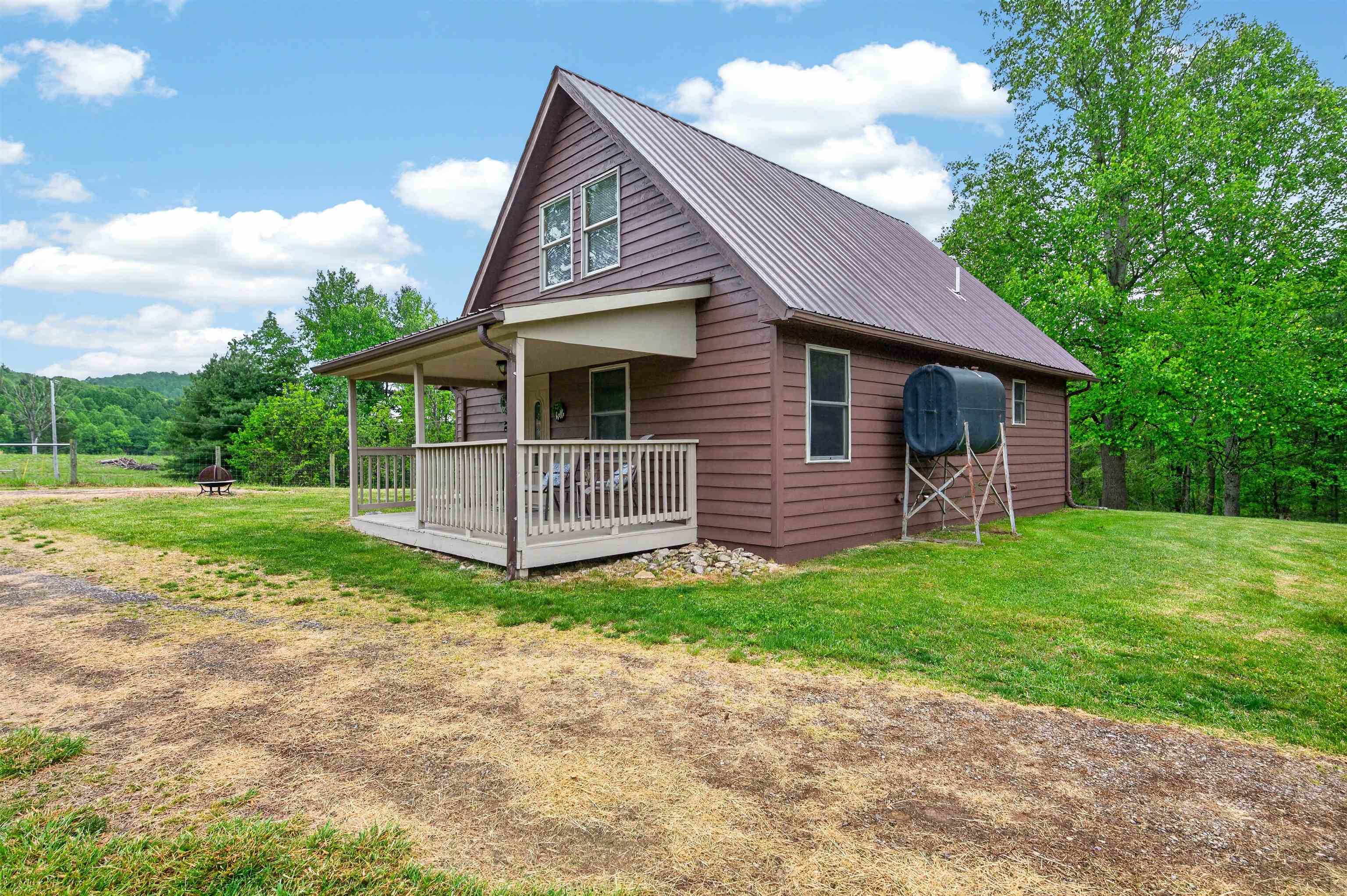 2875 Sylvatus Smith Road Hillsville VA 24343