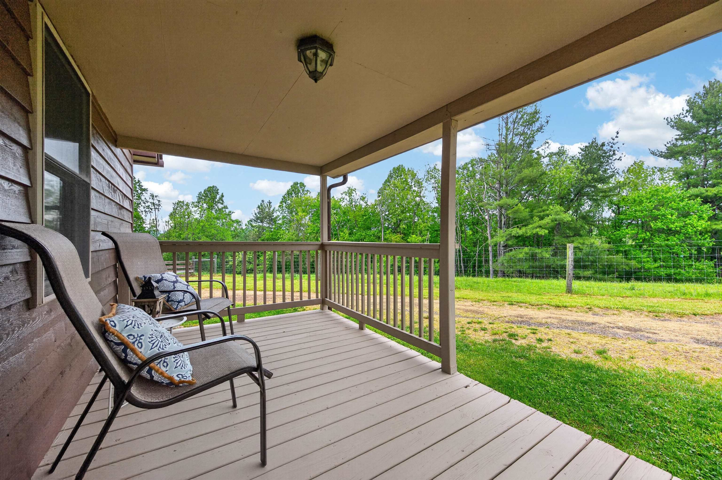 2875 Sylvatus Smith Road Hillsville VA 24343