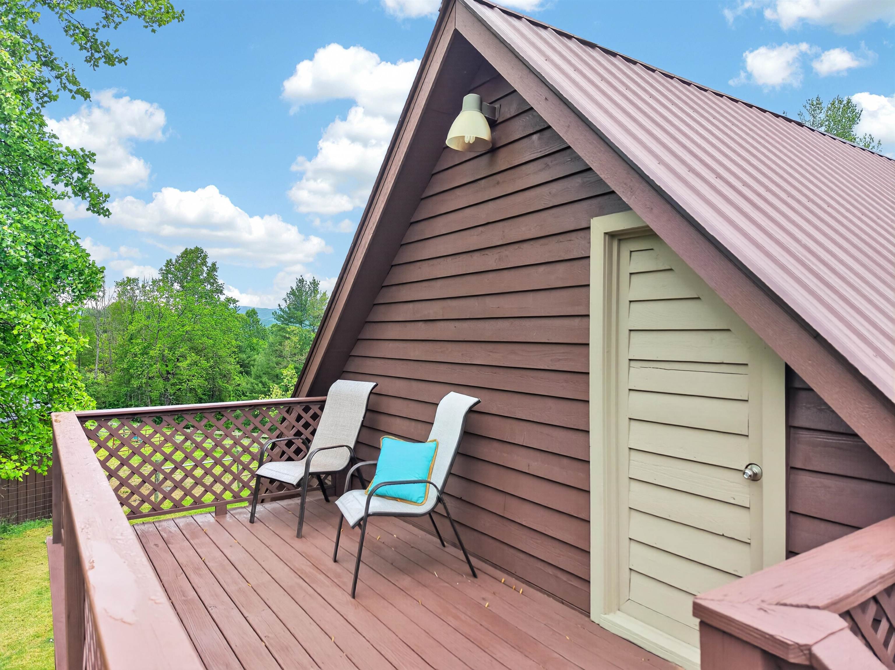 2875 Sylvatus Smith Road Hillsville VA 24343