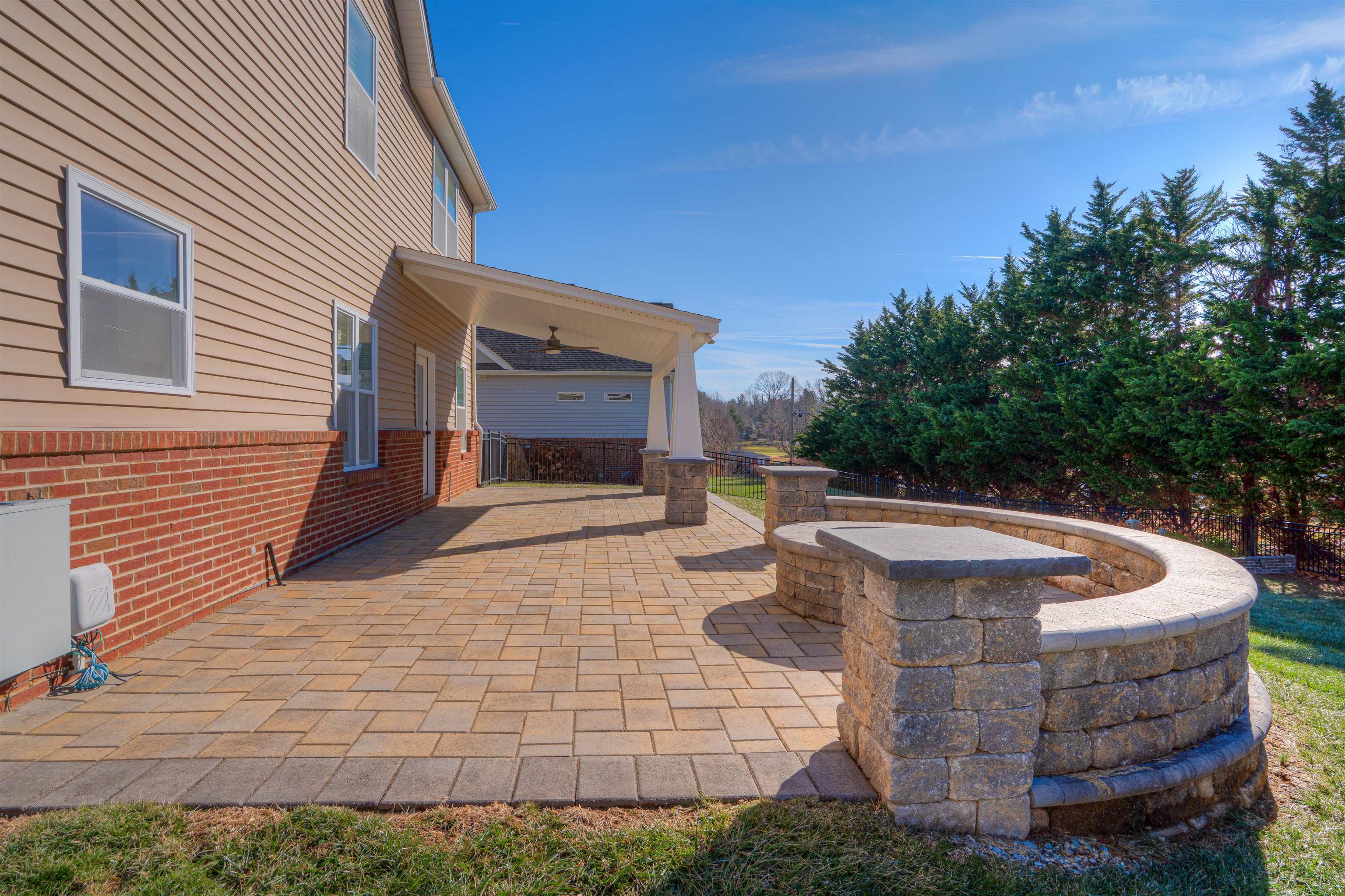 906 Kentwood Drive Blacksburg VA 24060