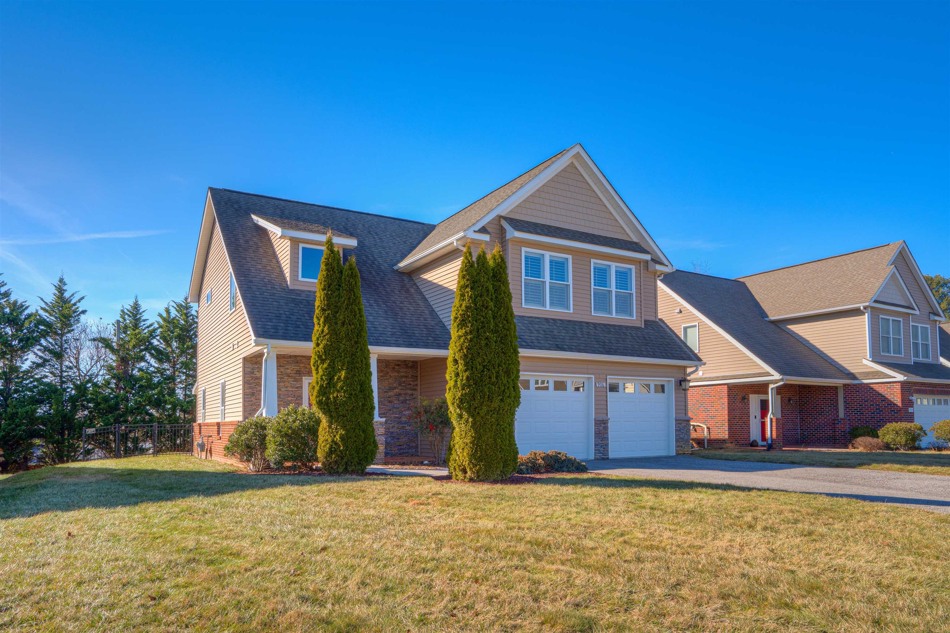 906 Kentwood Drive Blacksburg VA 24060