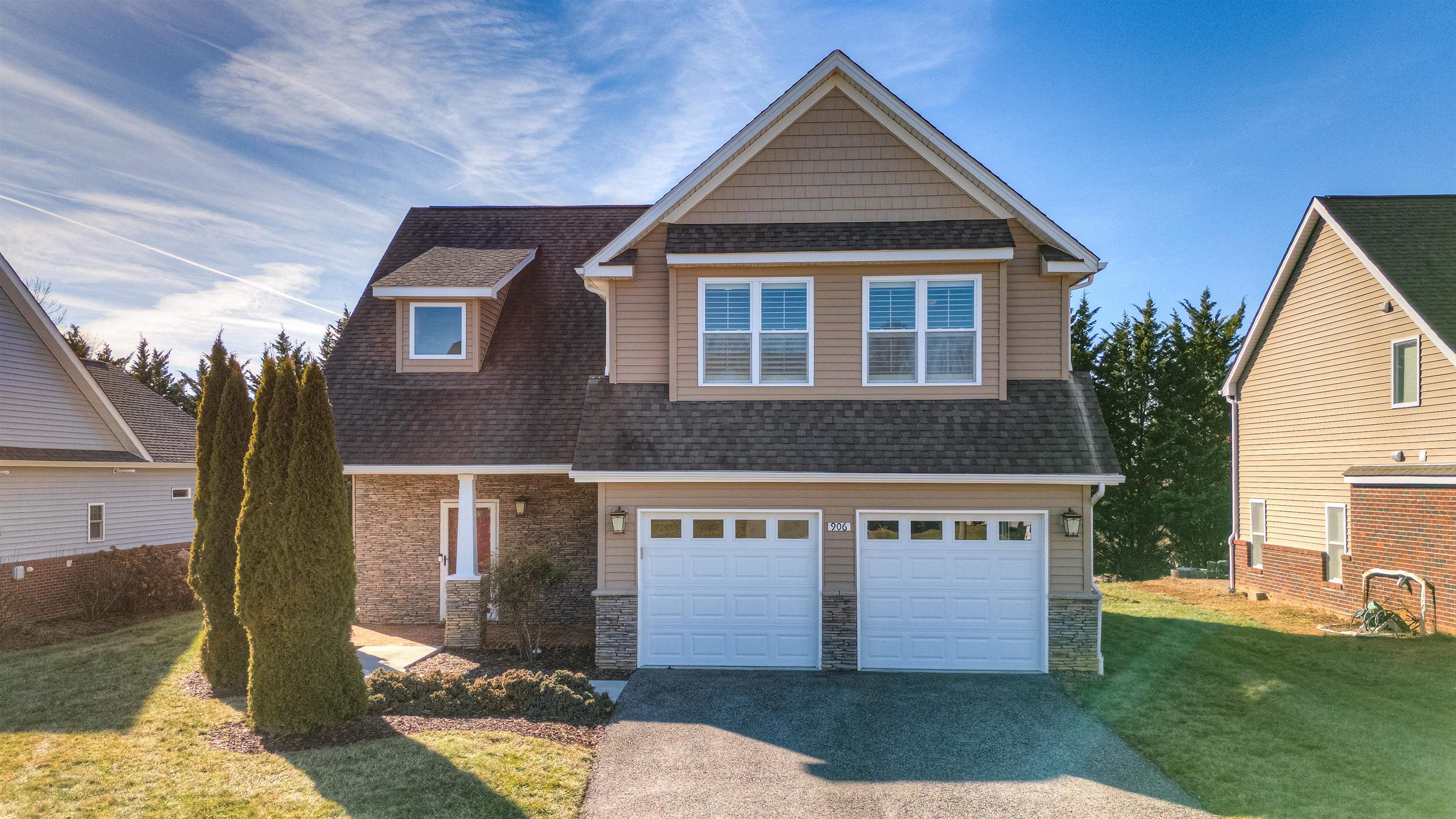 906 Kentwood Drive Blacksburg VA 24060