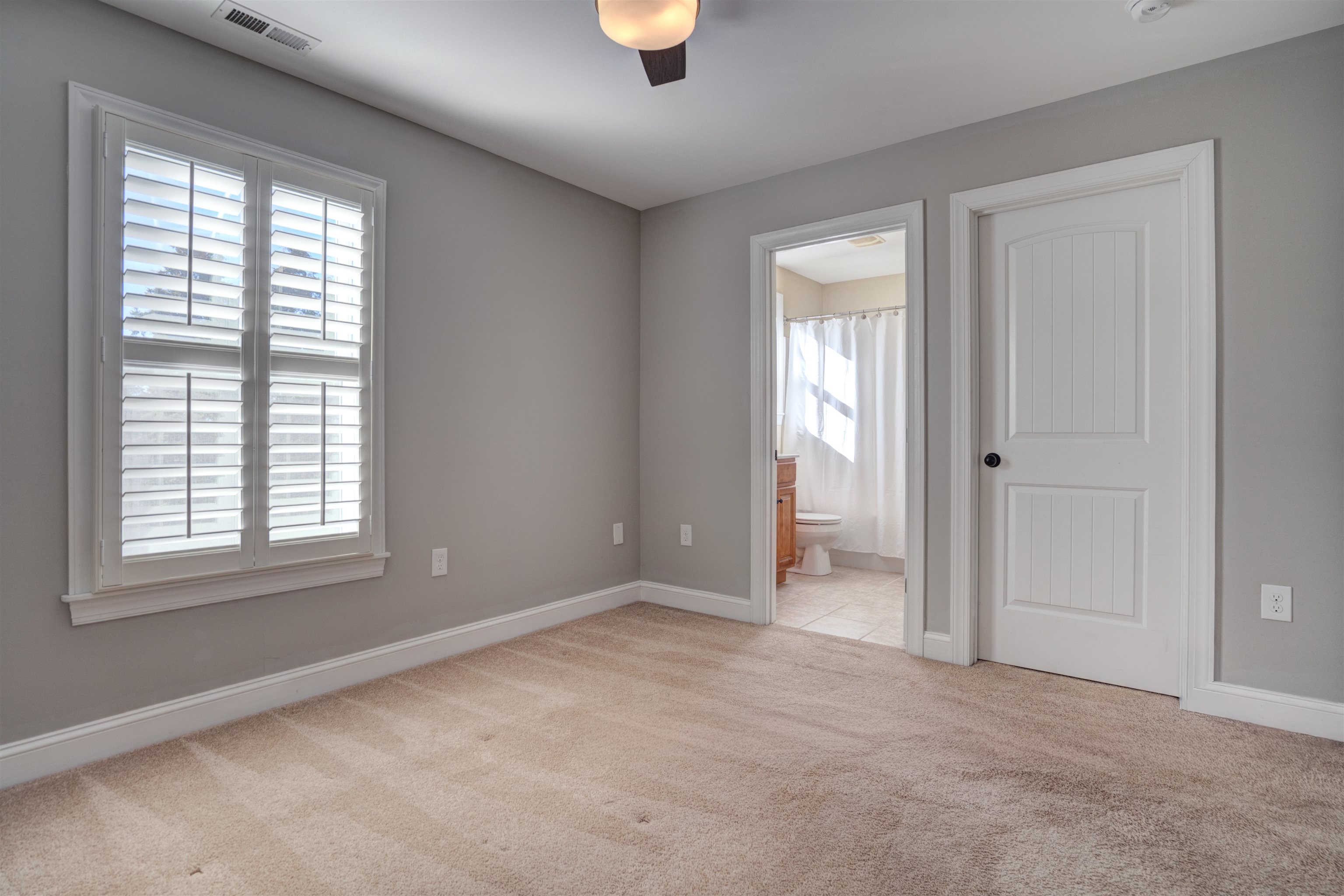 906 Kentwood Drive Blacksburg VA 24060