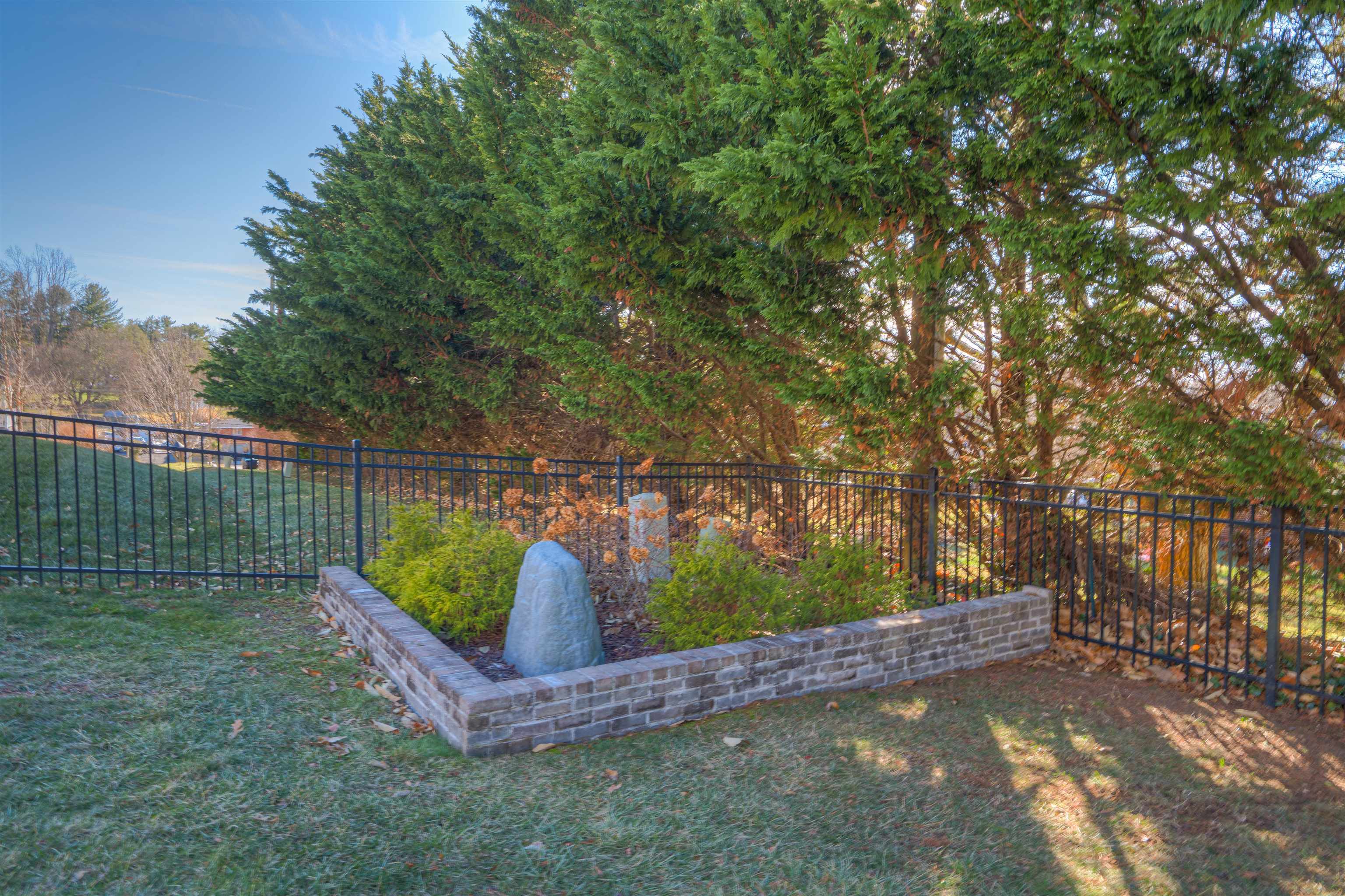 906 Kentwood Drive Blacksburg VA 24060