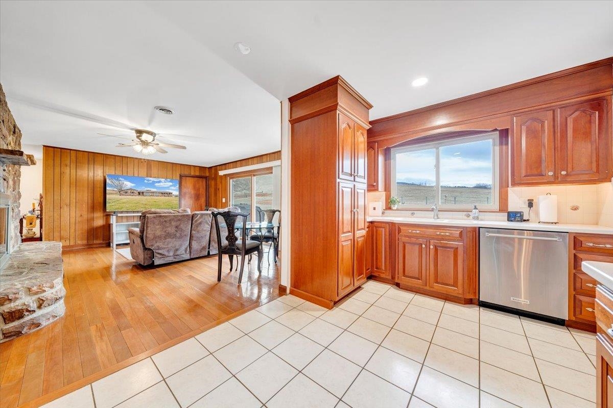 1167 Saint Peters Road Speedwell VA 24374