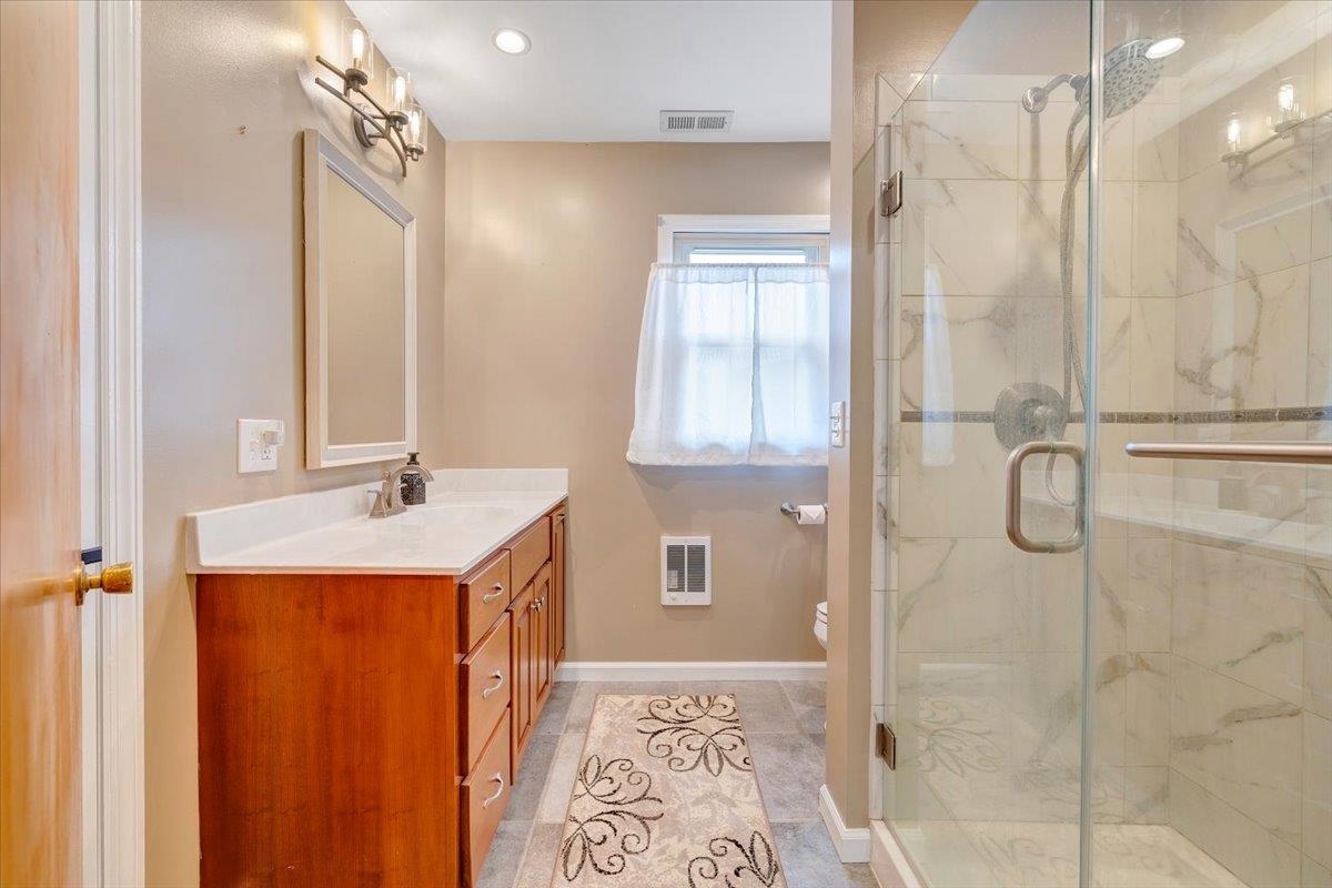 1167 Saint Peters Road Speedwell VA 24374