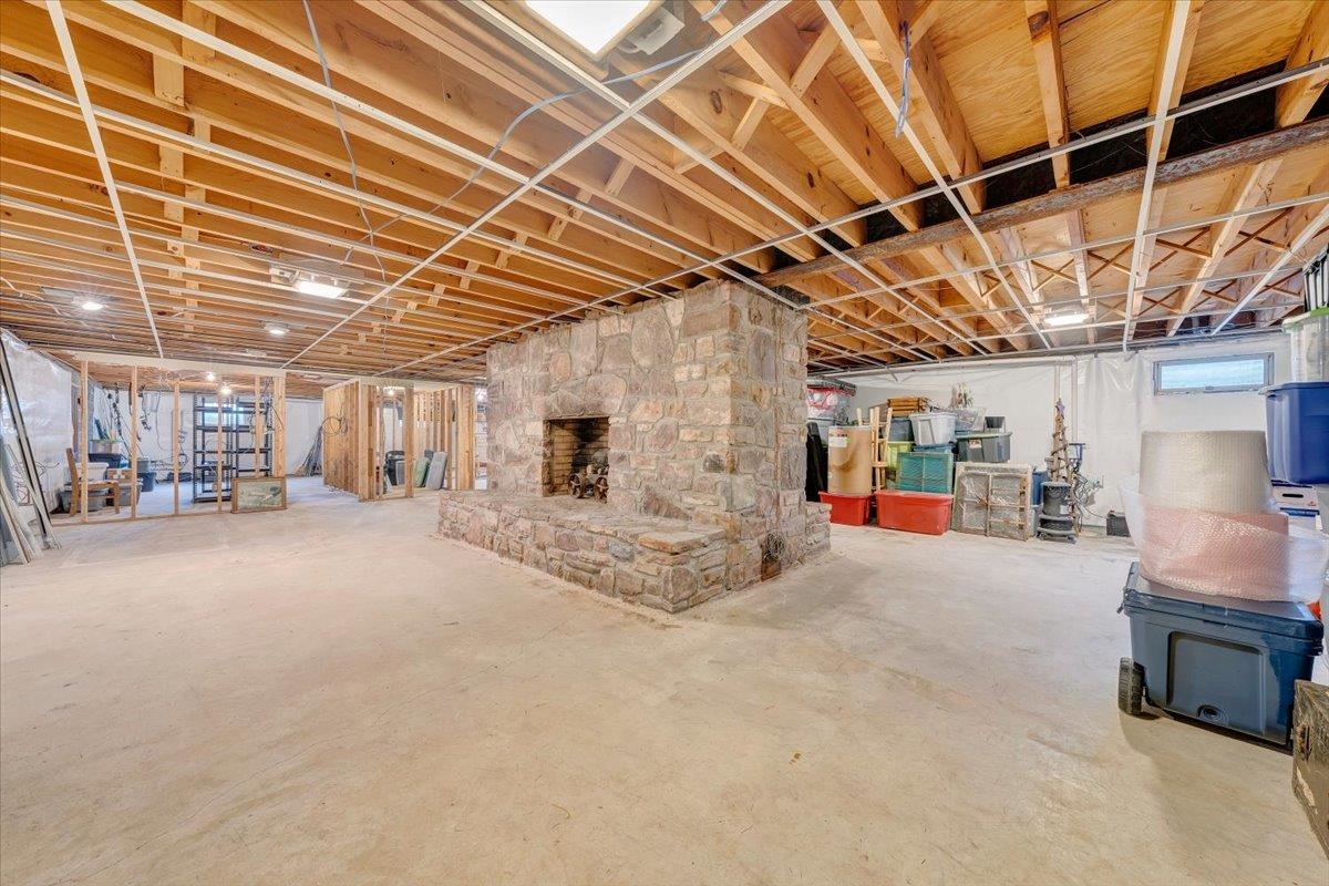 1167 Saint Peters Road Speedwell VA 24374