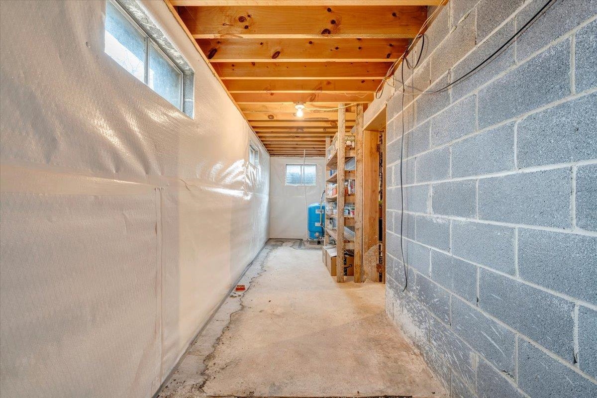 1167 Saint Peters Road Speedwell VA 24374