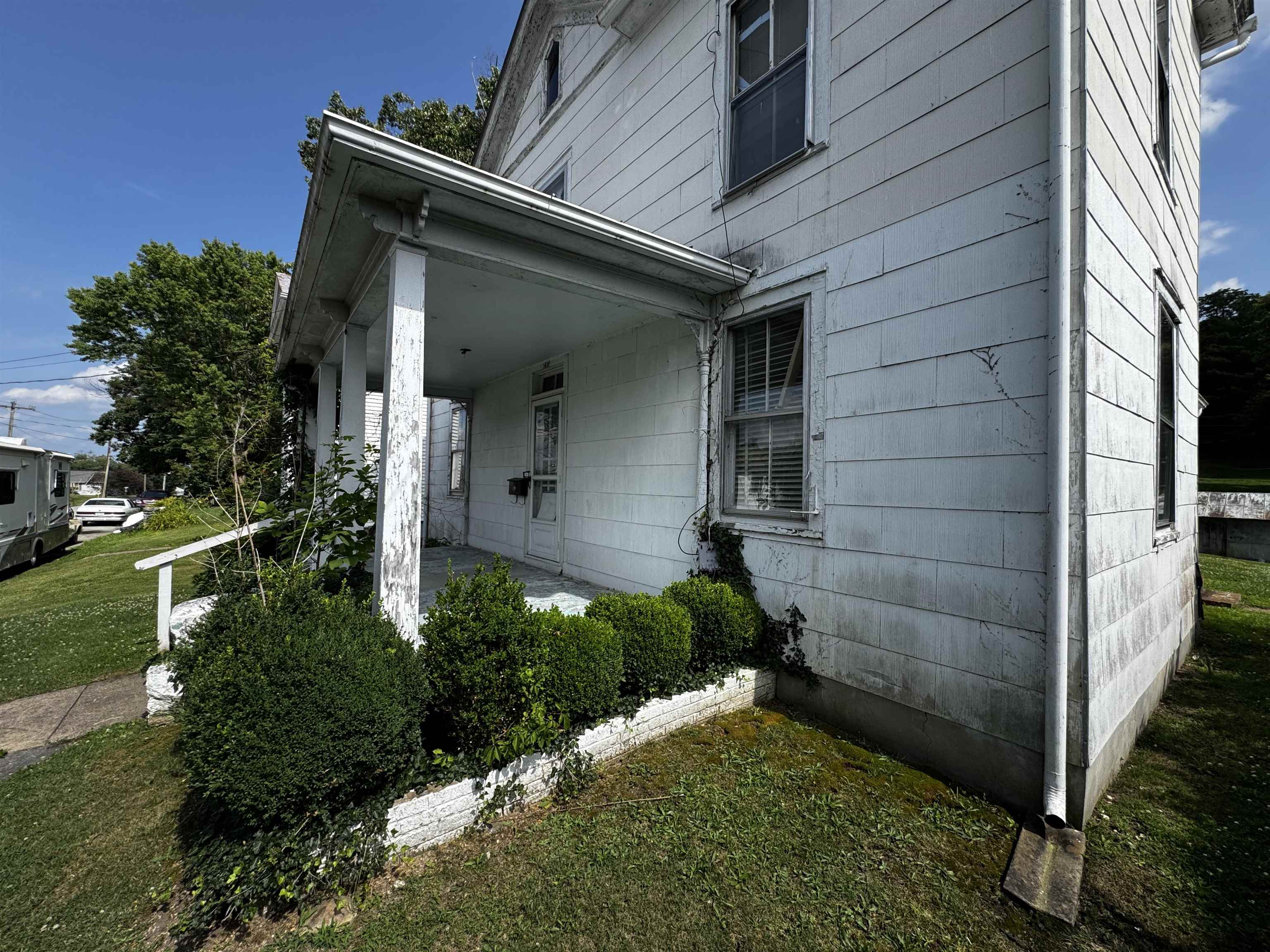 1619 Downey Street Radford VA 24141